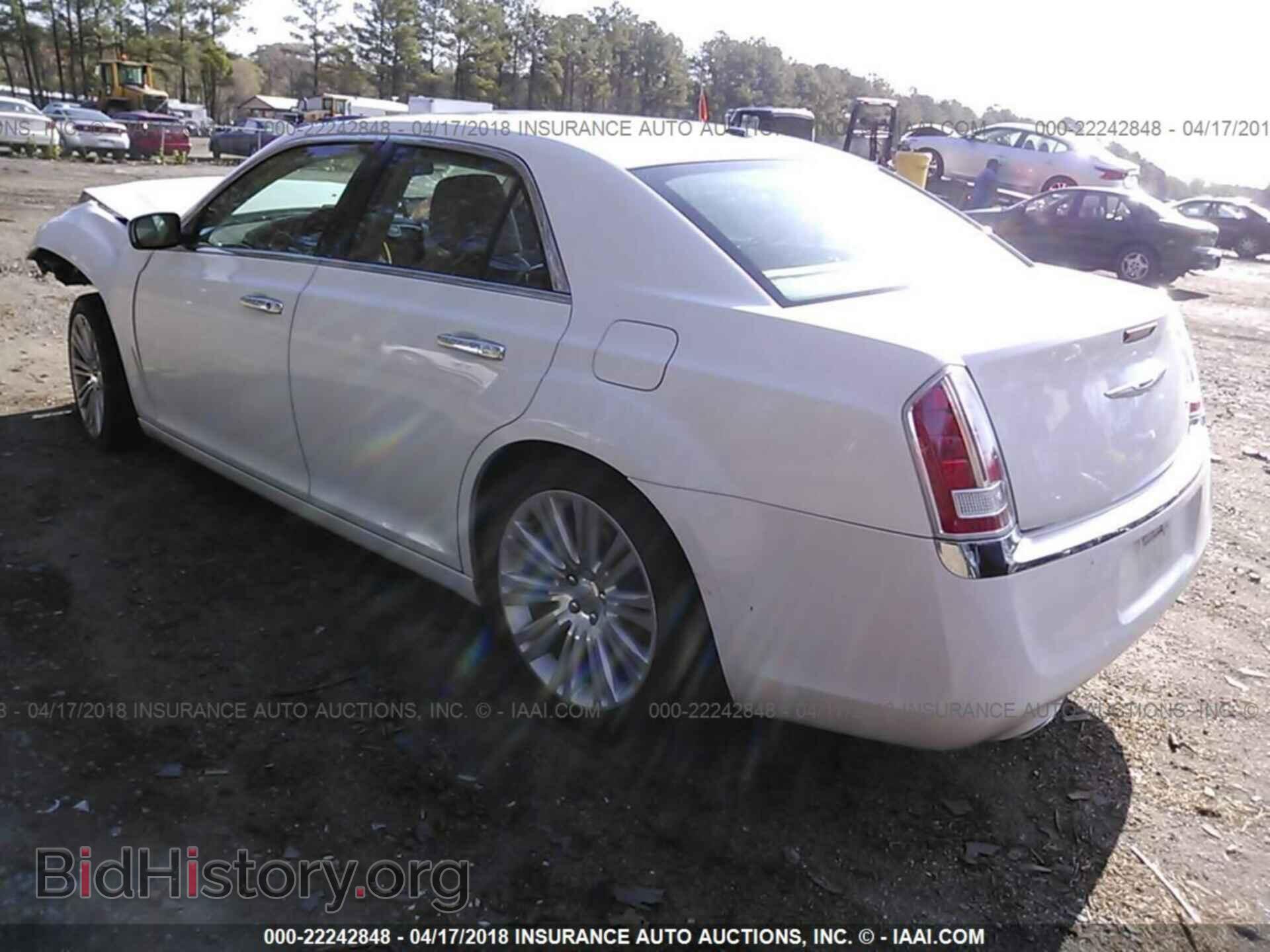 2012 Chrysler 300c - VIN: 2C3CCAET9CH285069 - Фото 3