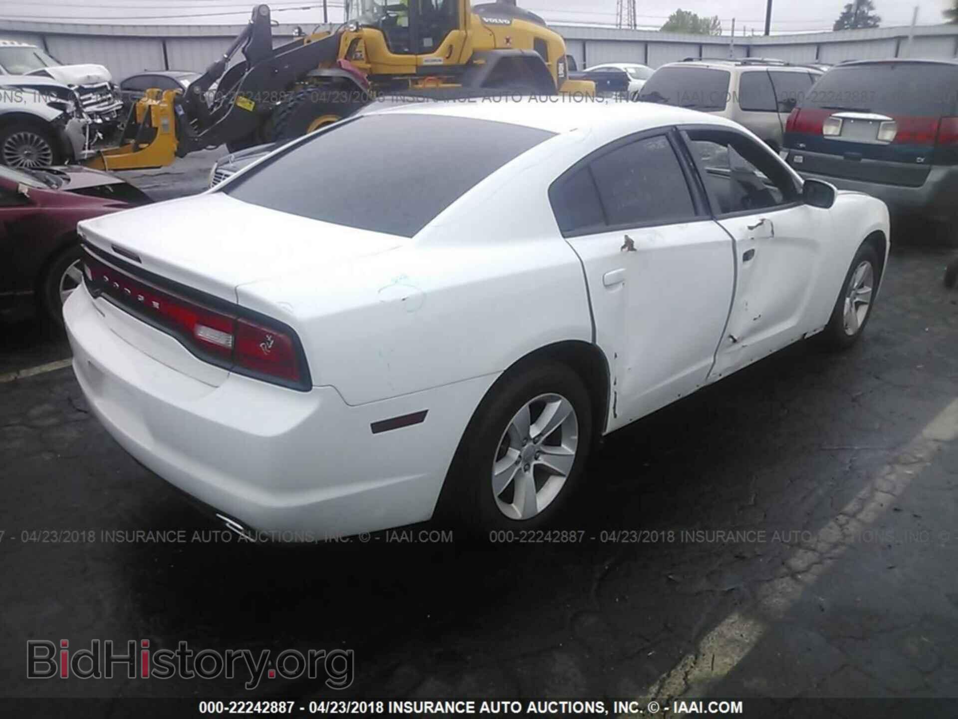 2011 Dodge Charger - VIN: 2B3CL3CG5BH577119 - Фото 4