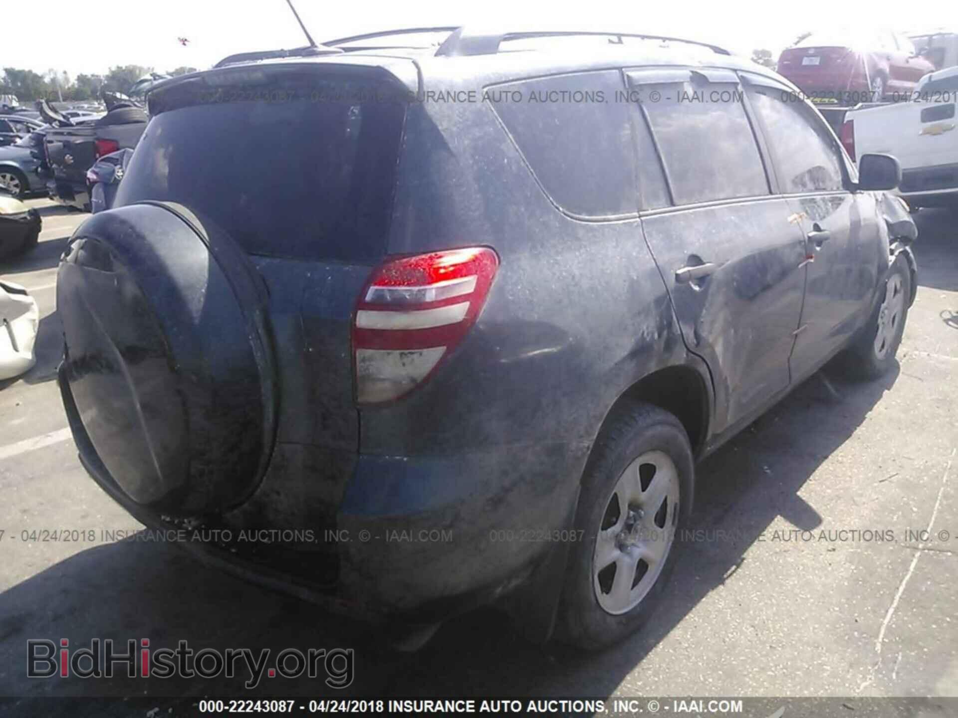 2011 Toyota Rav4 - VIN: 2T3ZF4DV8BW100722 - Фото 4
