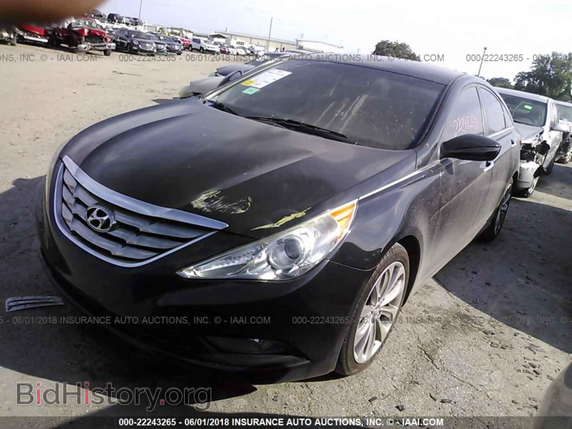 2012 Hyundai Sonata - VIN: 5NPEC4AC5CH352706 - Photo 2