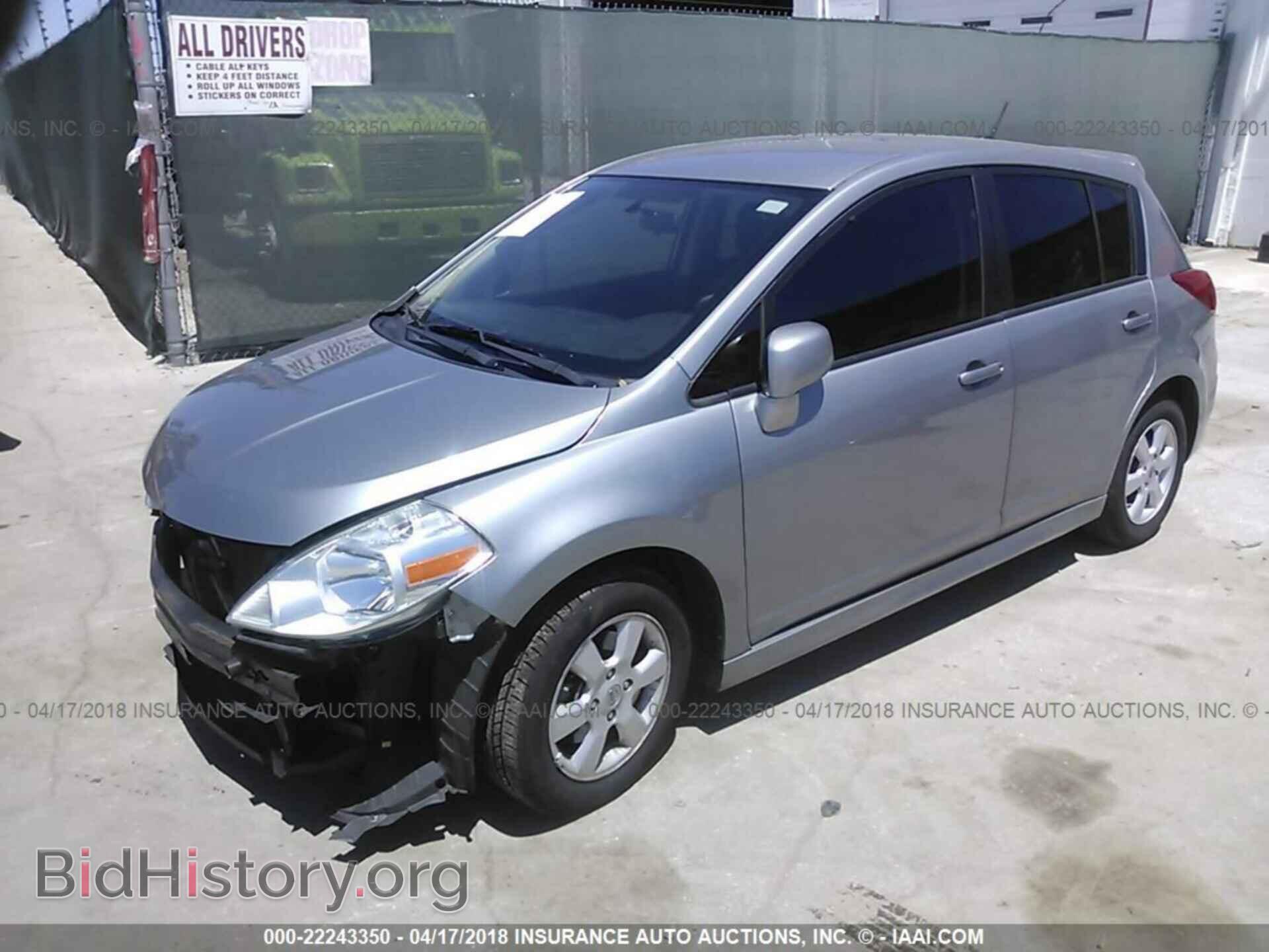 2011 Nissan Versa - VIN: 3N1BC1CP8BL444573 - Фото 2