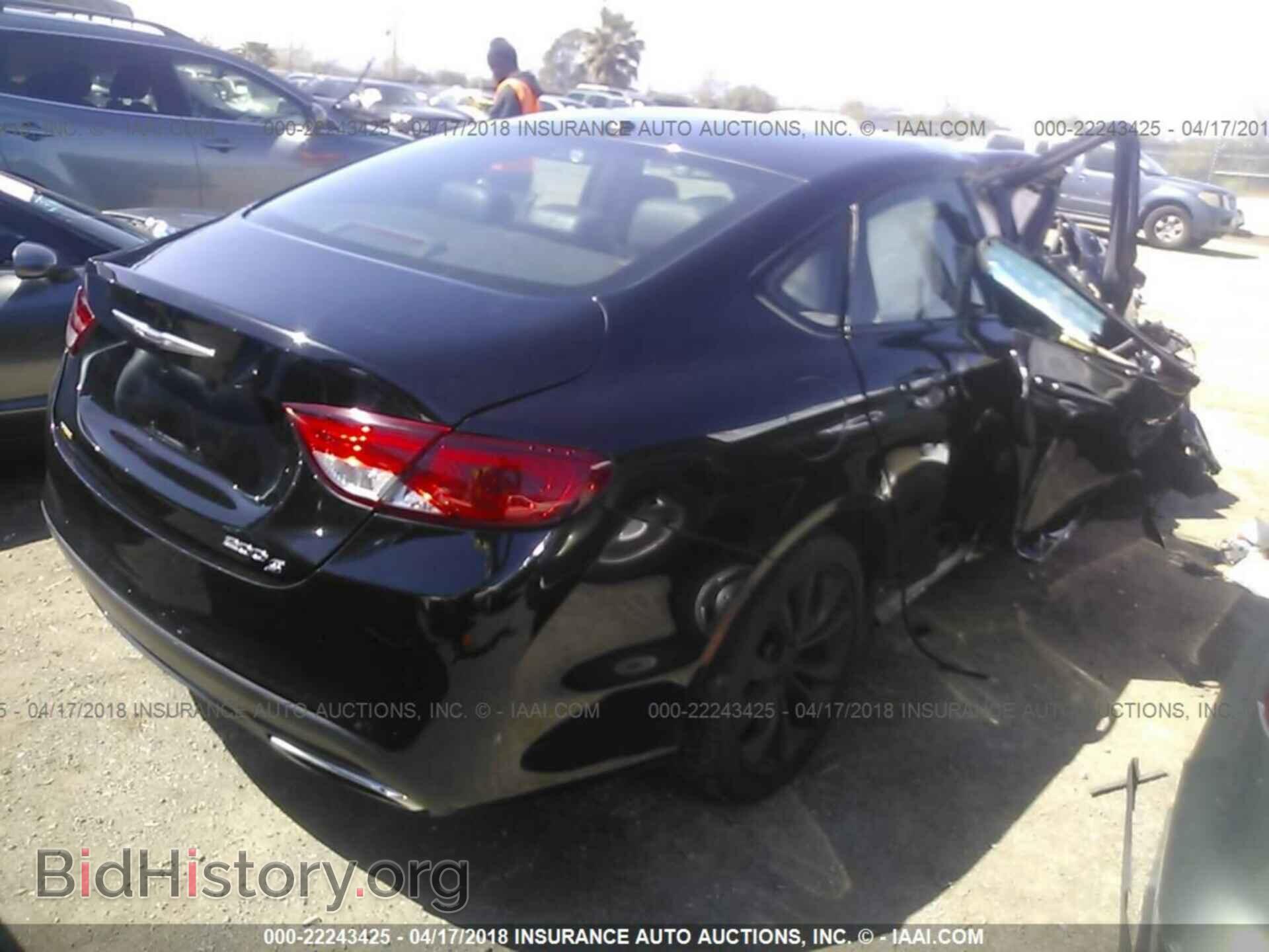 2015 Chrysler 200 - VIN: 1C3CCCBBXFN578949 - Фото 4