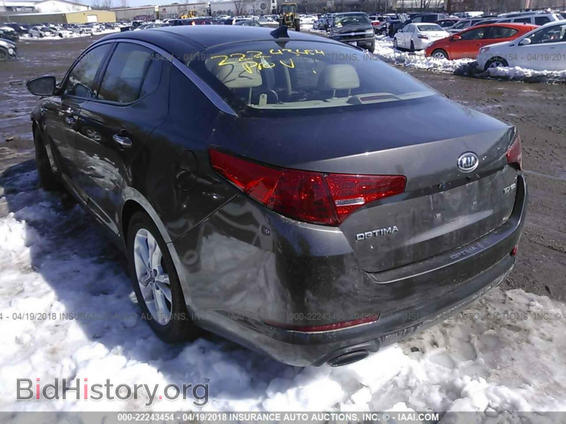 2011 Kia Optima - VIN: KNAGN4A7XB5165785 - Фото 3
