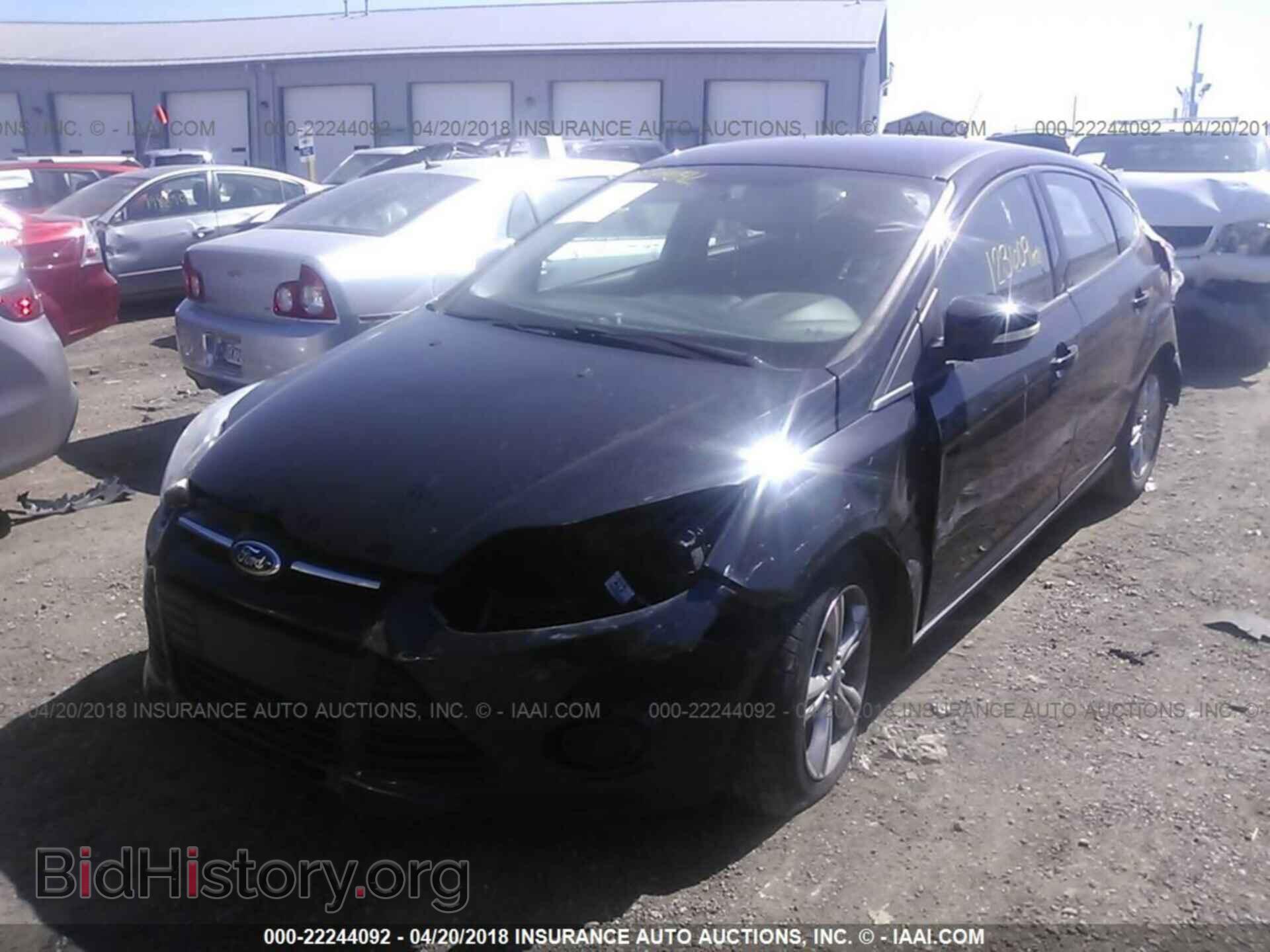 2013 Ford Focus - VIN: 1FADP3K25DL355298 - Фото 2