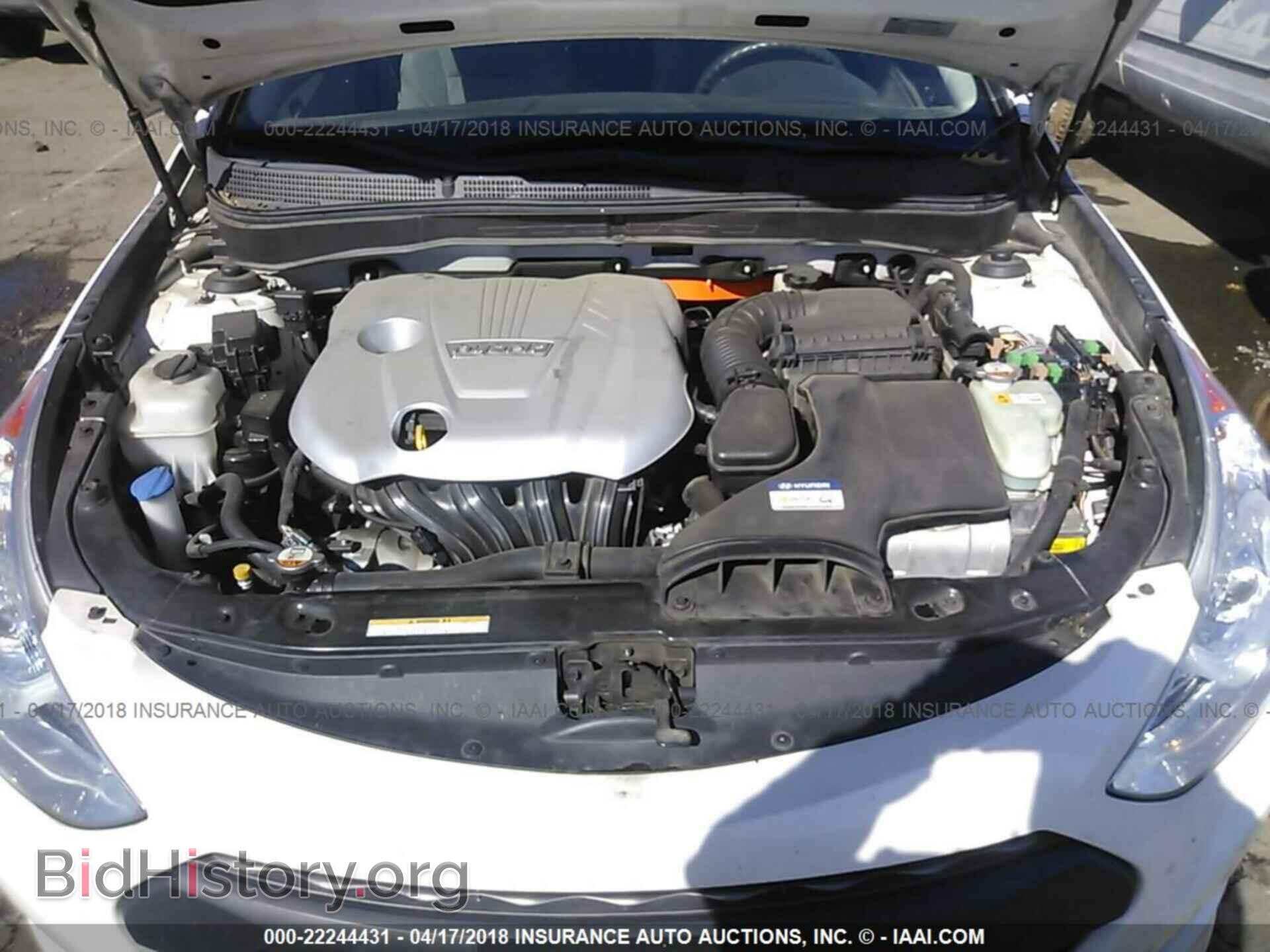 2012 Hyundai Sonata - VIN: KMHEC4A44CA029128 - Photo 10