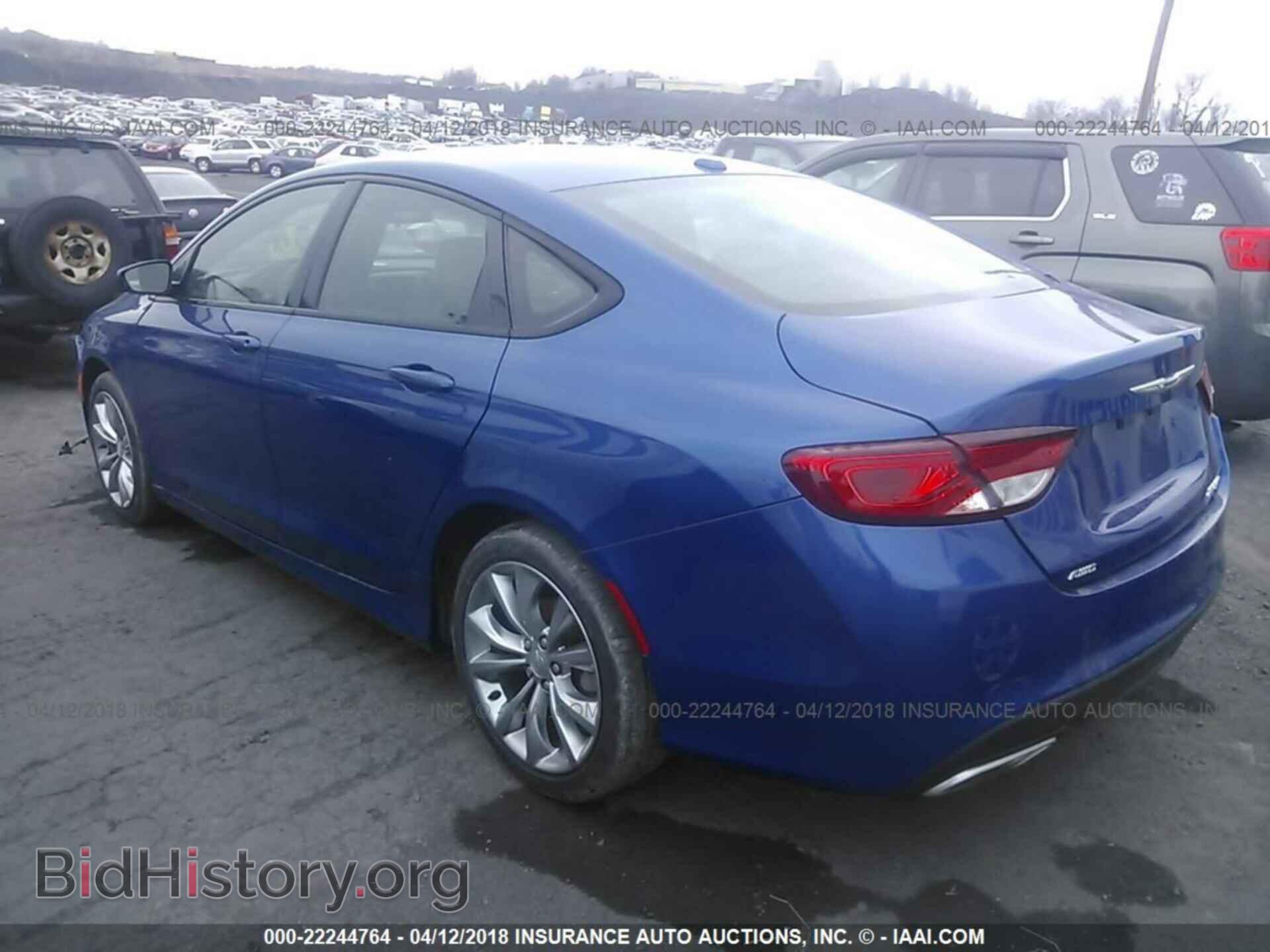 2016 Chrysler 200 - VIN: 1C3CCCDG8GN190726 - Photo 3