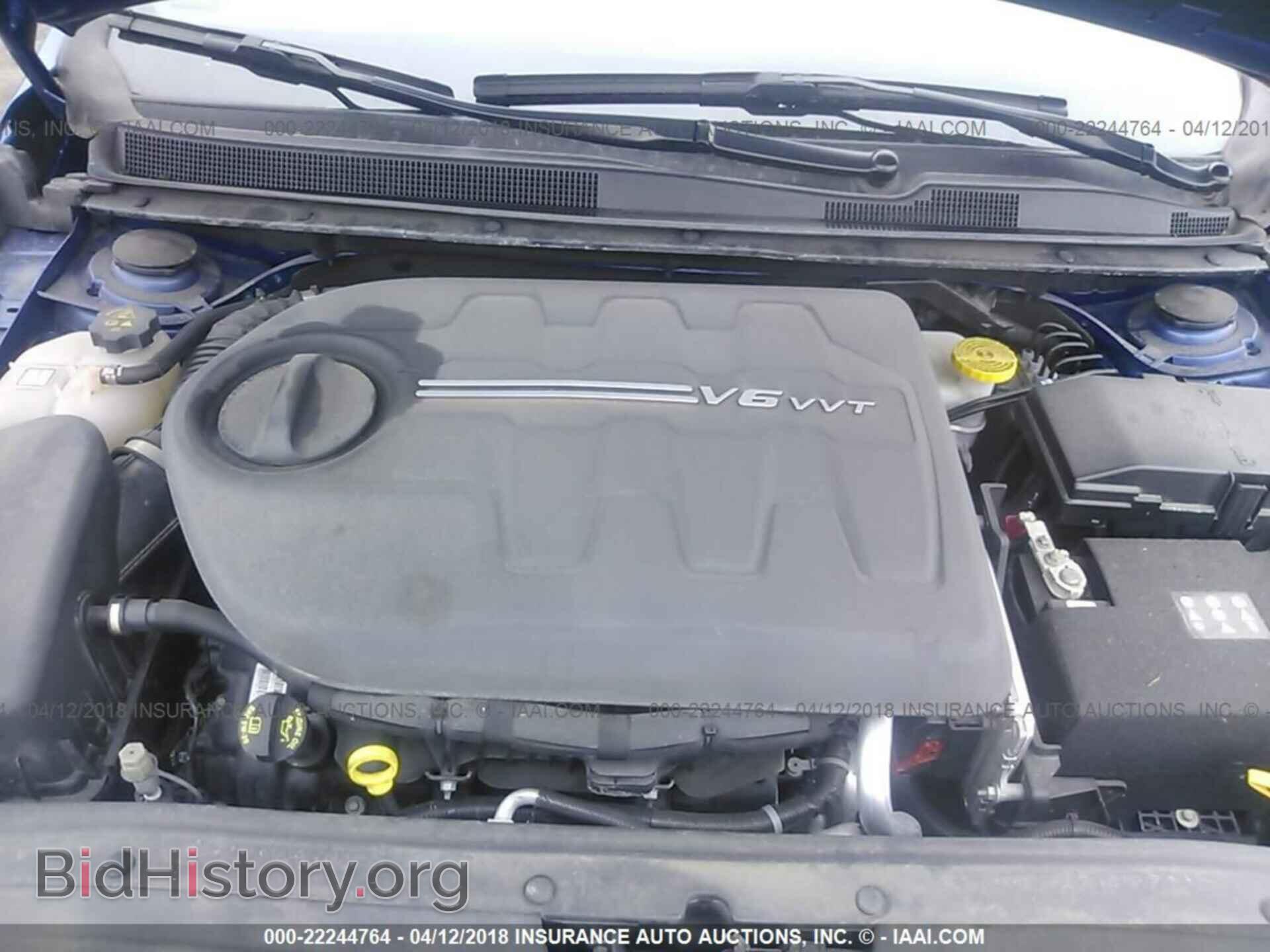 2016 Chrysler 200 - VIN: 1C3CCCDG8GN190726 - Photo 10