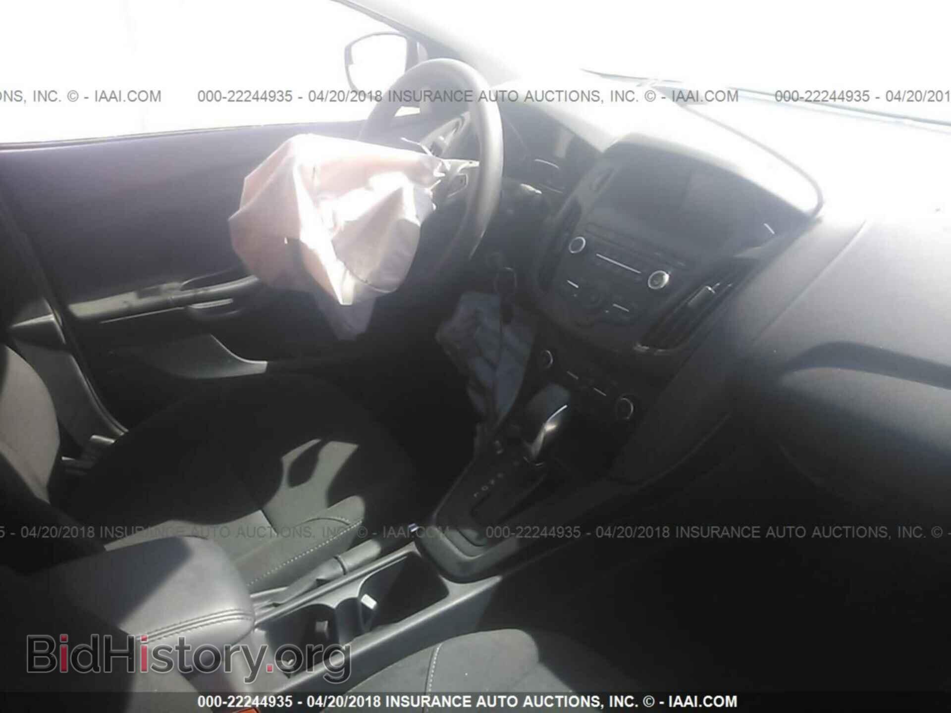 2018 Ford Focus - VIN: 1FADP3F27JL251434 - Фото 5