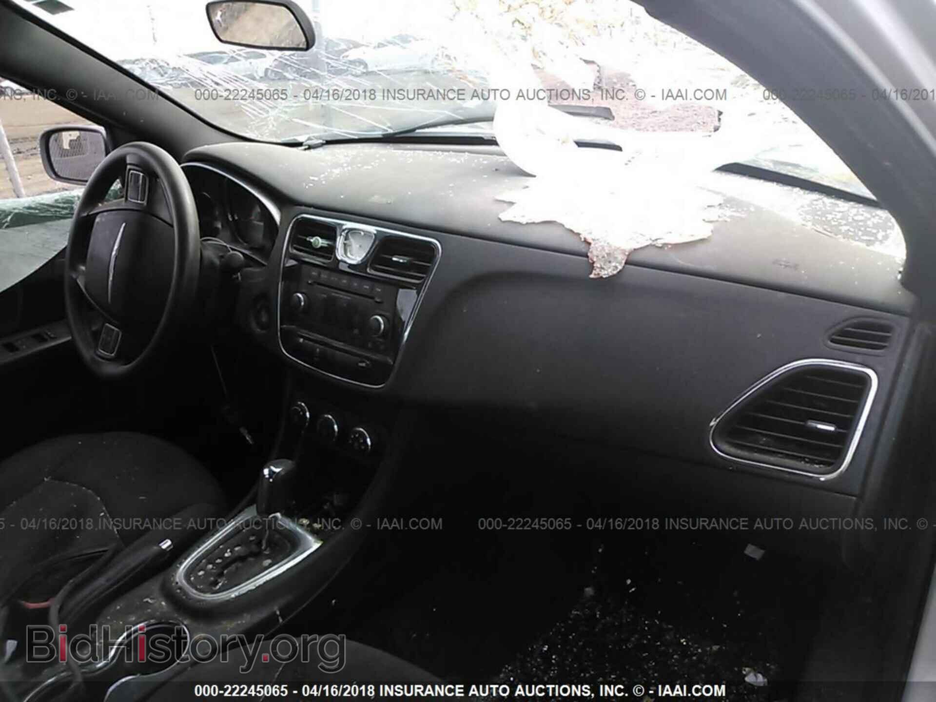2012 Chrysler 200 - VIN: 1C3CCBAB0CN249023 - Photo 5