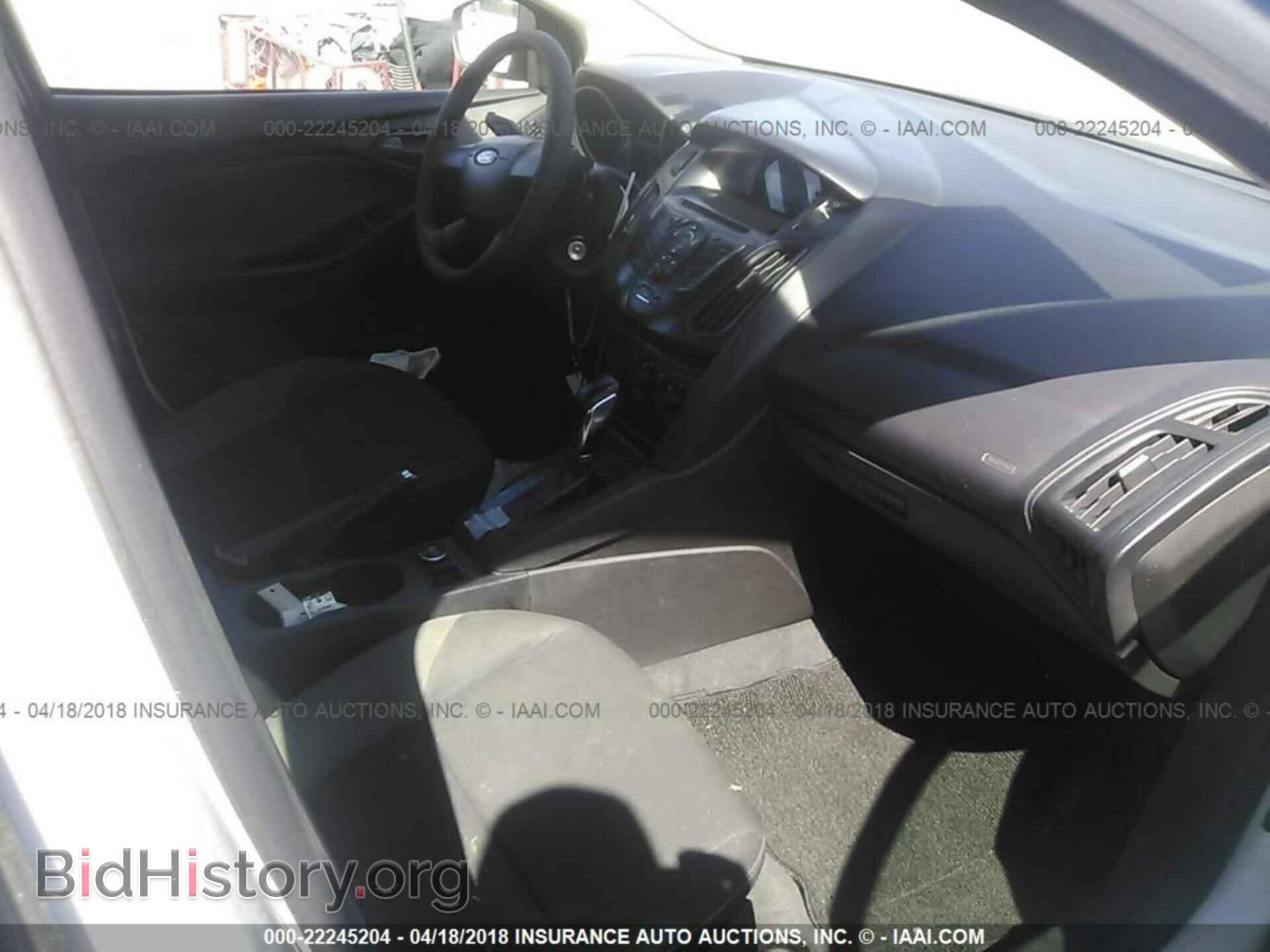 2013 Ford Focus - VIN: 1FADP3E2XDL132900 - Photo 5