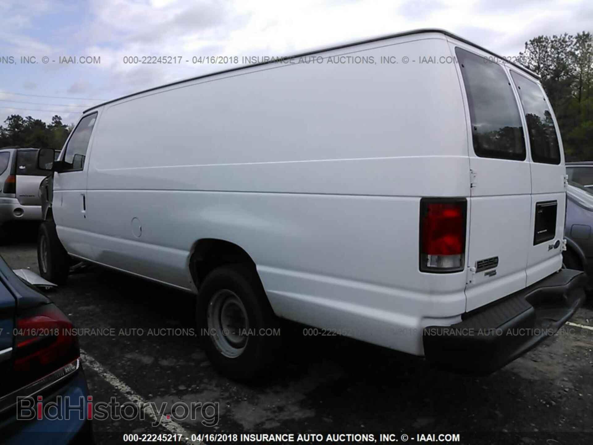 2014 Ford Econoline - VIN: 1FTSS3EL4EDA49726 - Photo 3