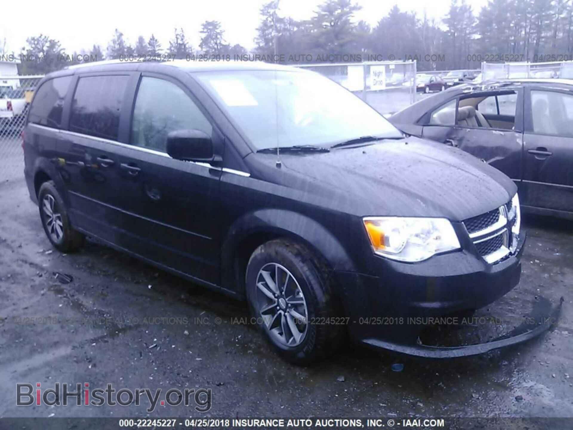 Photo 2C4RDGCG9HR853074 - Dodge Grand caravan 2017