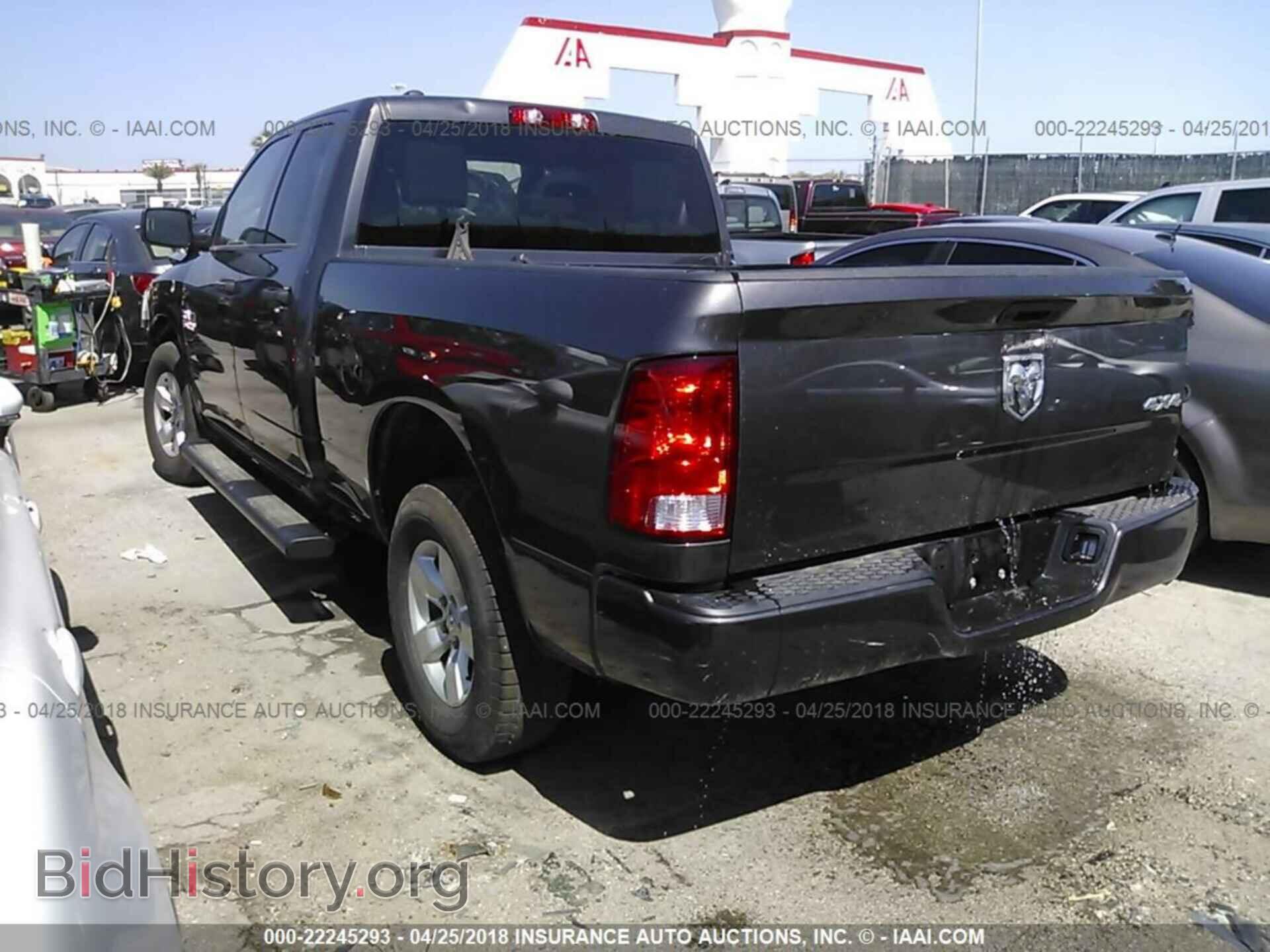 2017 Ram 1500 - VIN: 1C6RR7FG3HS601162 - Фото 3