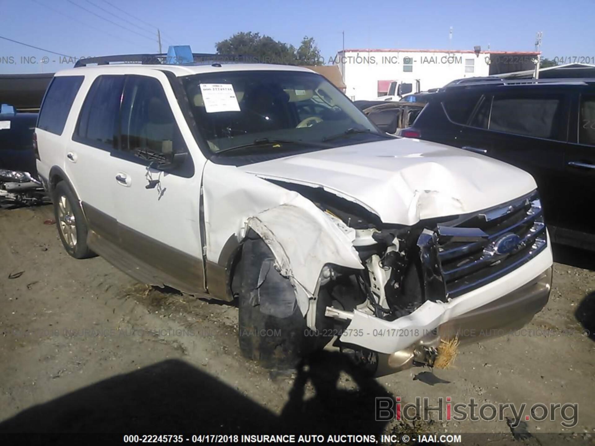 Photo 1FMJU1H55BEF46261 - Ford Expedition 2011