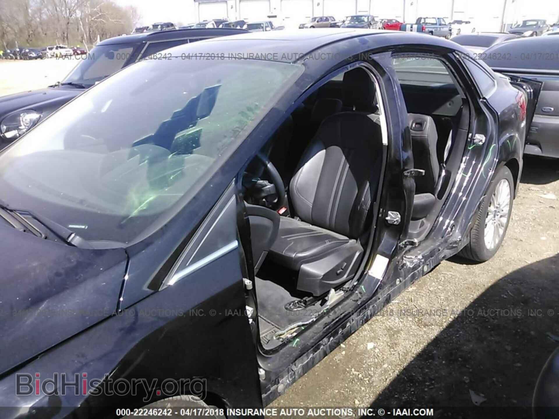 2012 Ford Focus - VIN: 1FAHP3J22CL277466 - Photo 6