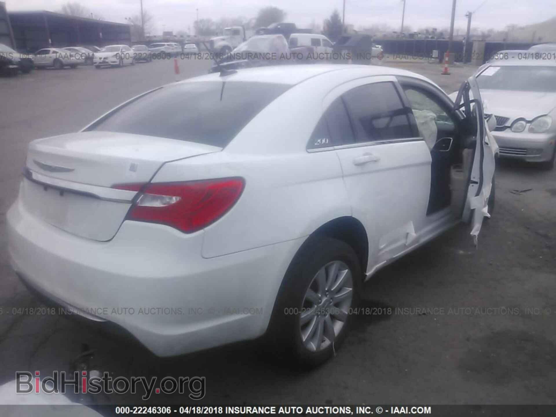 2012 Chrysler 200 - VIN: 1C3CCBBB5CN302992 - Фото 4