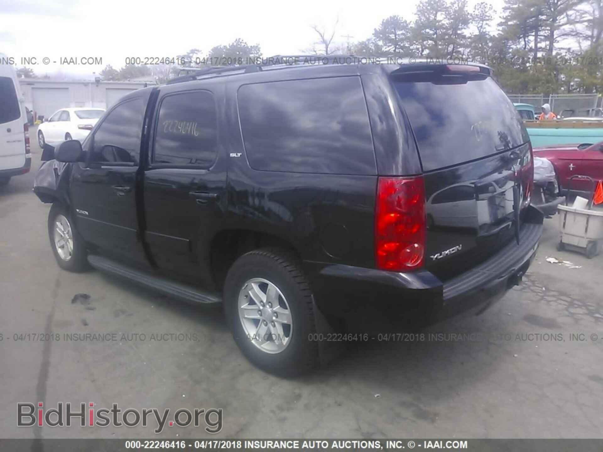2014 Gmc Yukon - VIN: 1GKS2CE06ER196823 - Фото 3
