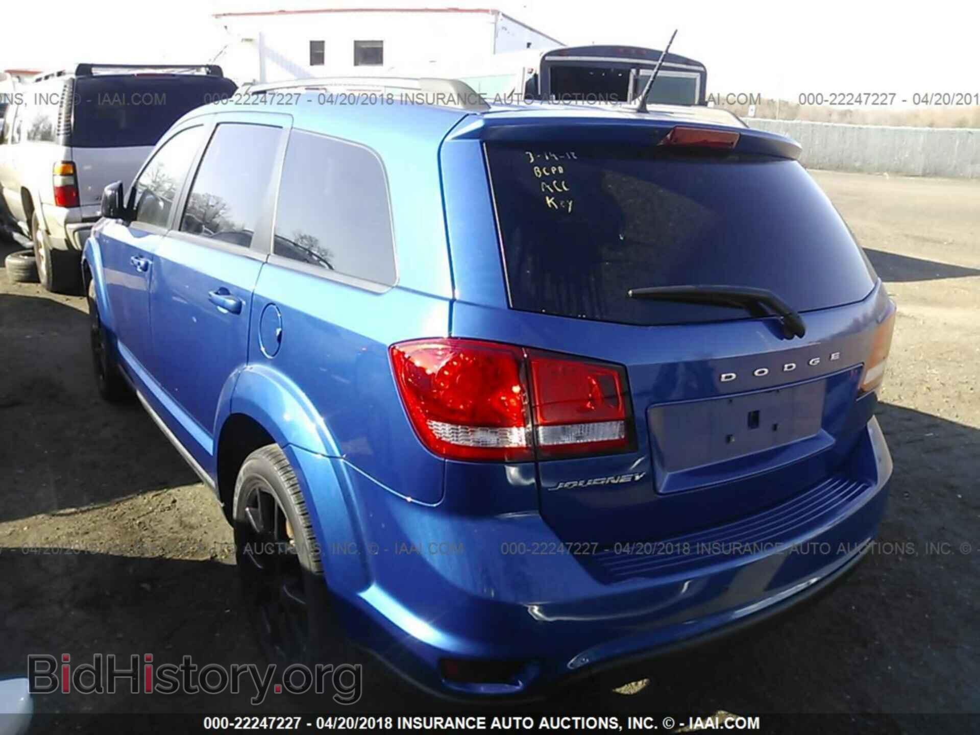 2015 Dodge Journey - VIN: 3C4PDCBB2FT587641 - Photo 3