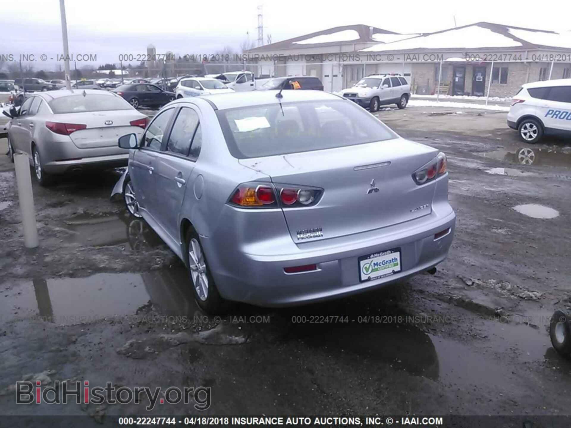 2015 Mitsubishi Lancer - VIN: JA32U2FU4FU022151 - Фото 3