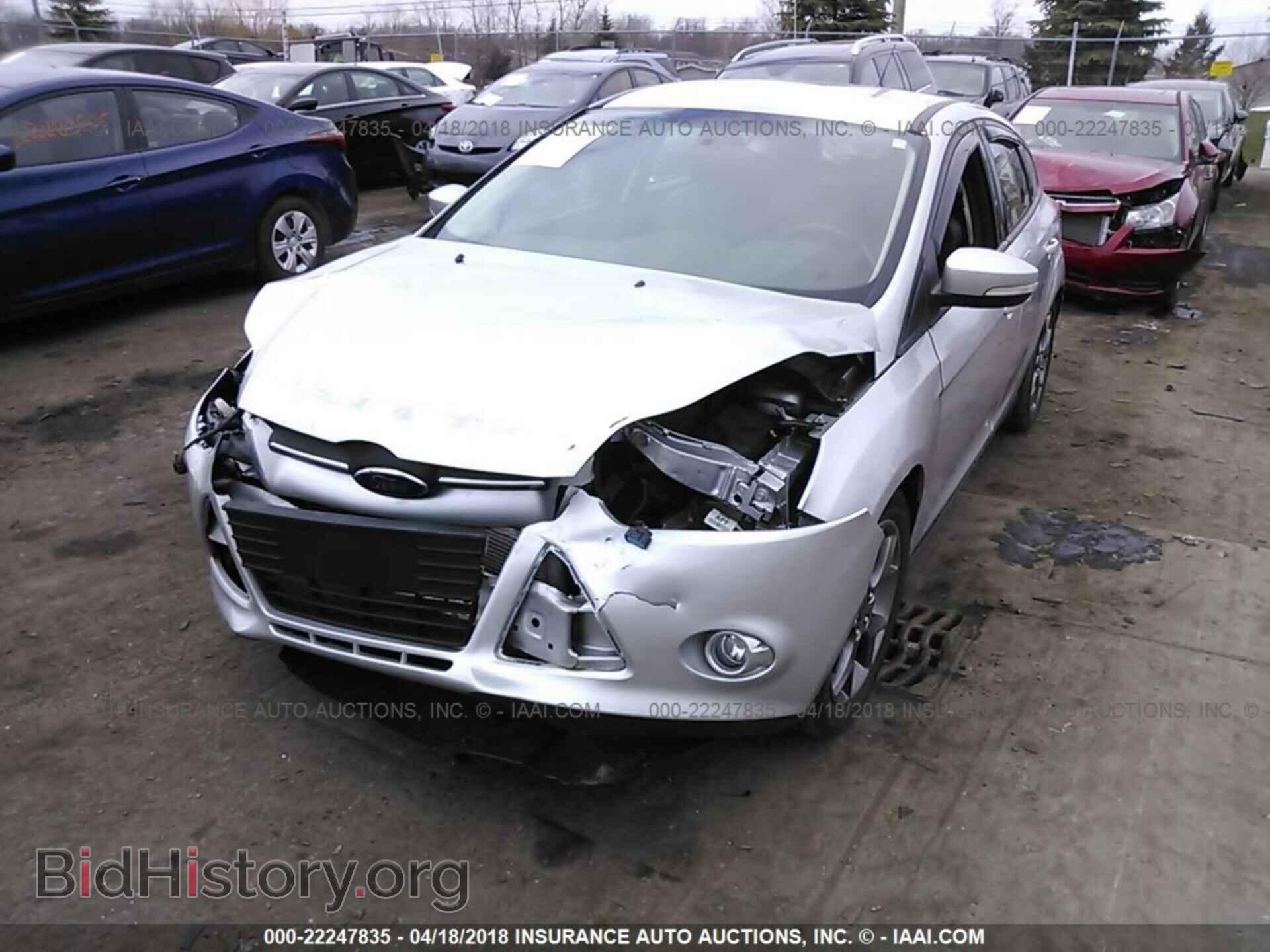 2013 Ford Focus - VIN: 1FADP3K20DL250345 - Photo 2