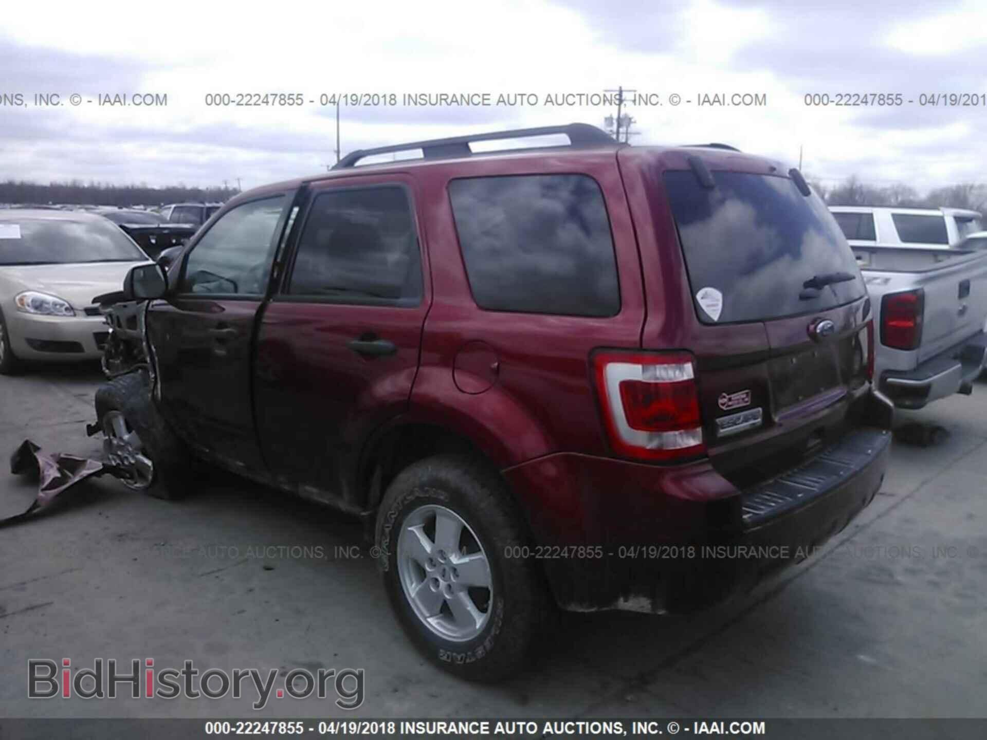 2012 Ford Escape - VIN: 1FMCU9D79CKB83349 - Photo 3