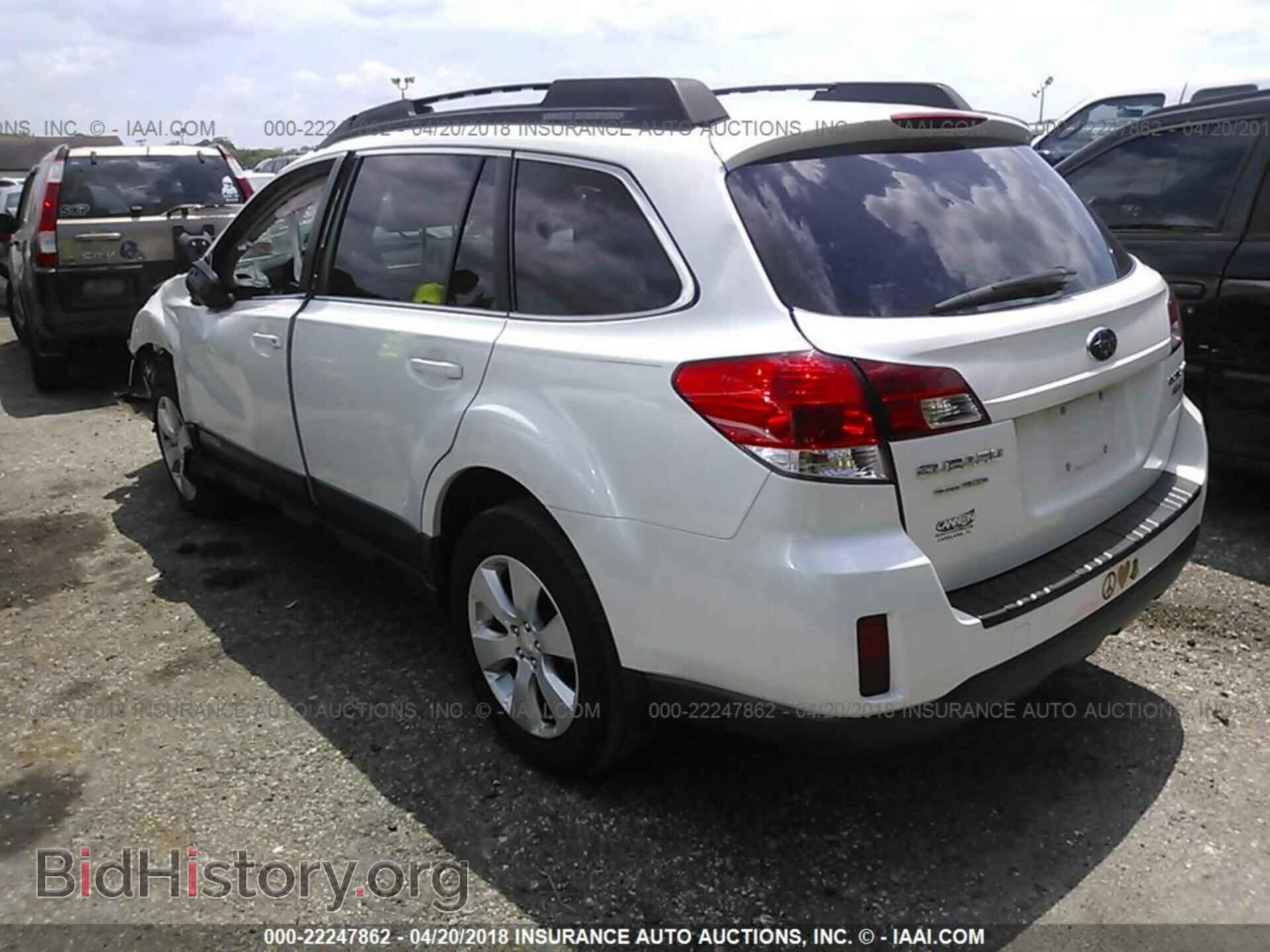 2011 Subaru Outback - VIN: 4S4BRBBC0B3324886 - Фото 3