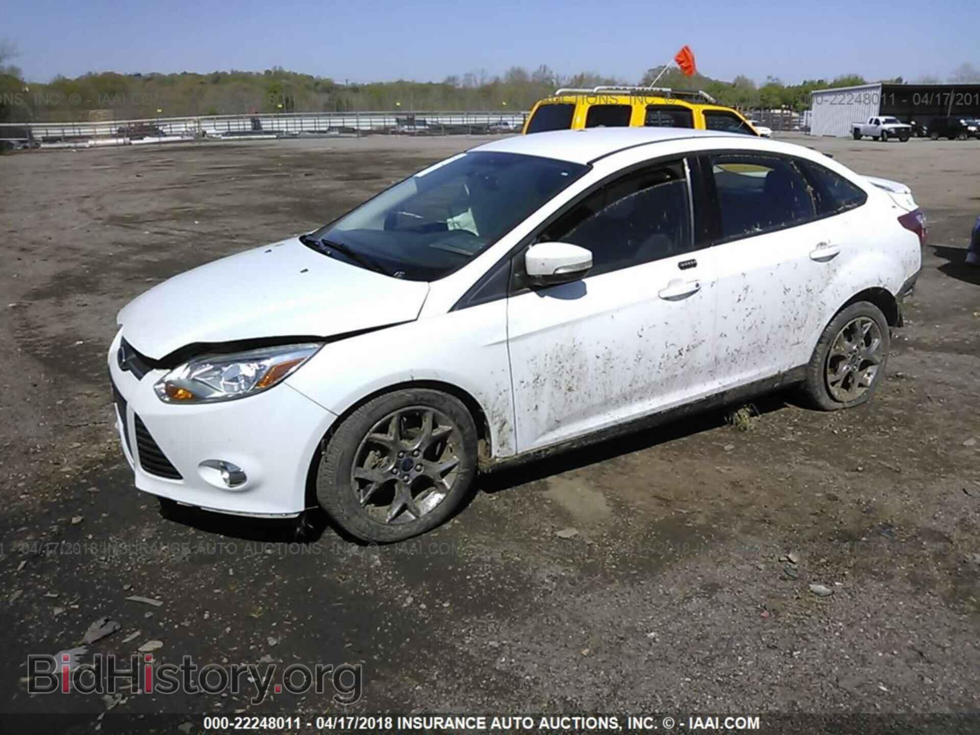 2014 Ford Focus - VIN: 1FADP3F26EL399788 - Photo 2