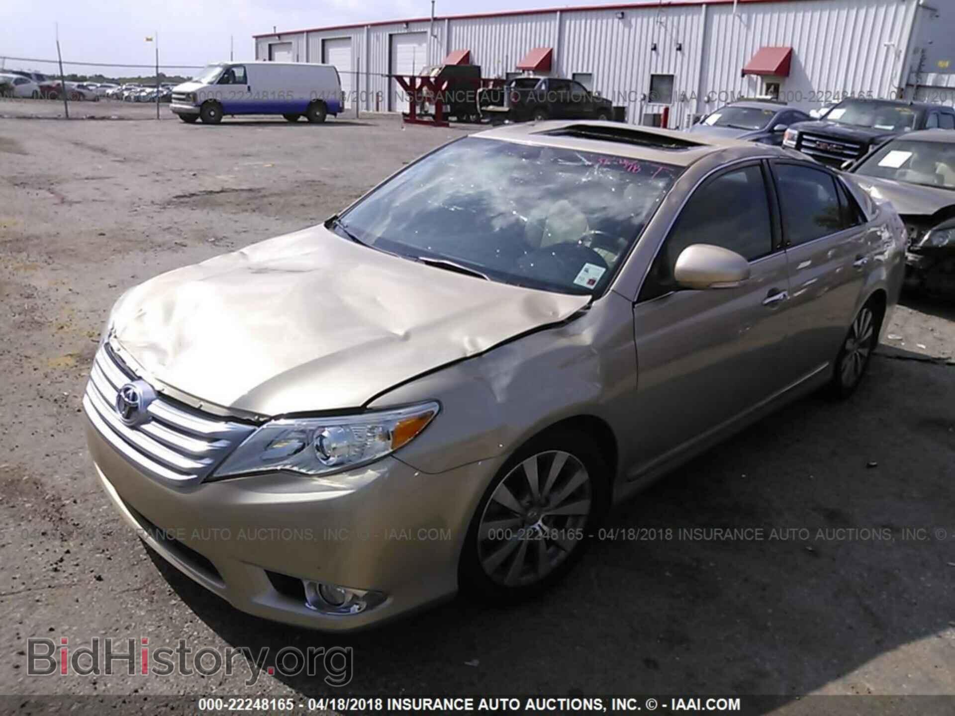 2011 Toyota Avalon - VIN: 4T1BK3DB1BU399556 - Фото 2