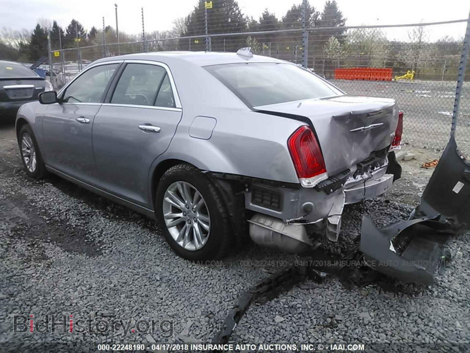 2016 Chrysler 300c - VIN: 2C3CCAEG7GH320295 - Photo 3