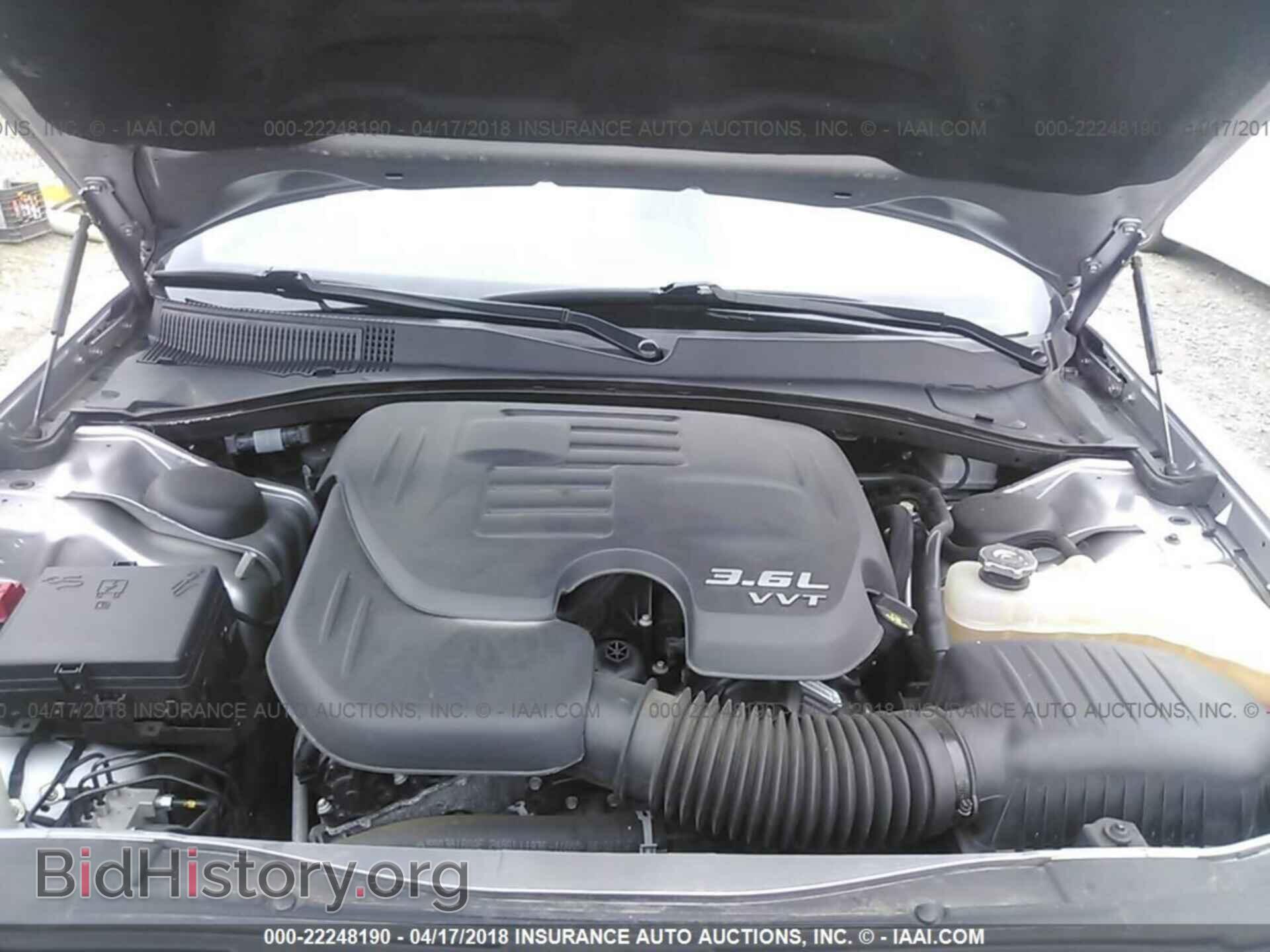 2016 Chrysler 300c - VIN: 2C3CCAEG7GH320295 - Photo 10
