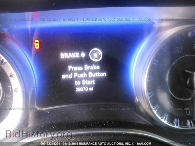 2015 Chrysler 300C (VIN 2C3CCAEG8FH903635) — фото 7 из 10