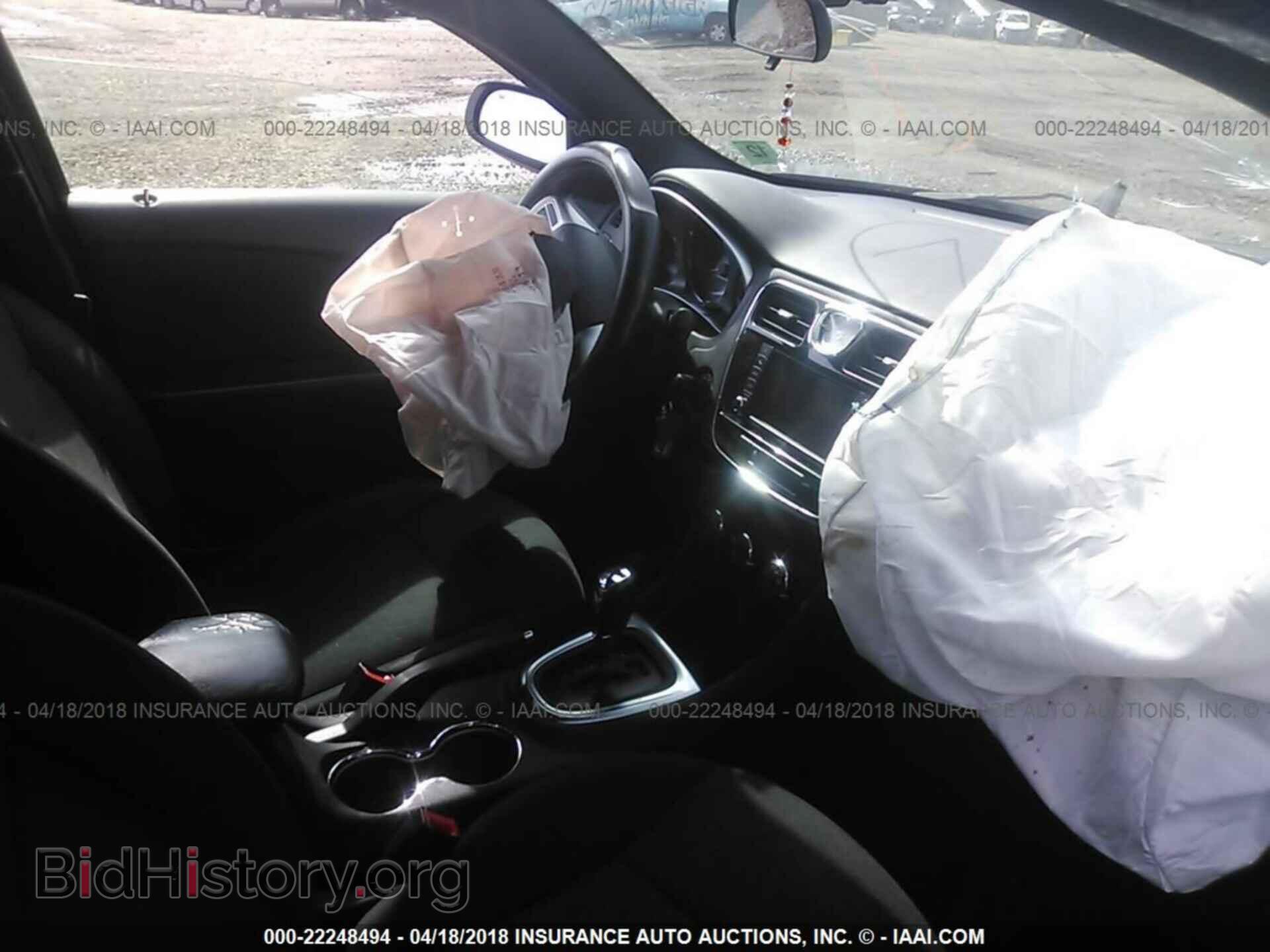 2011 Chrysler 200 - VIN: 1C3BC1FB9BN602761 - Photo 5