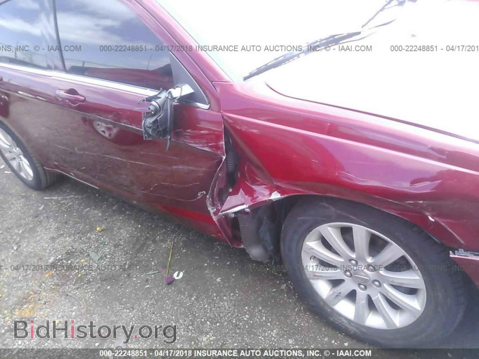 2013 Chrysler 200 - VIN: 1C3CCBBB4DN701748 - Photo 6