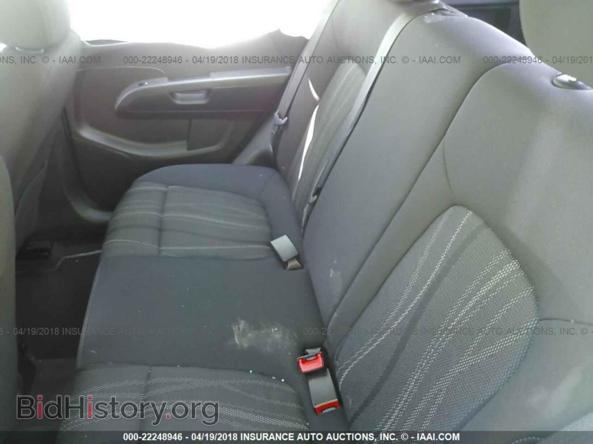 2014 Chevrolet Sonic - VIN: 1G1JC6SH2E4244341 - Photo 8