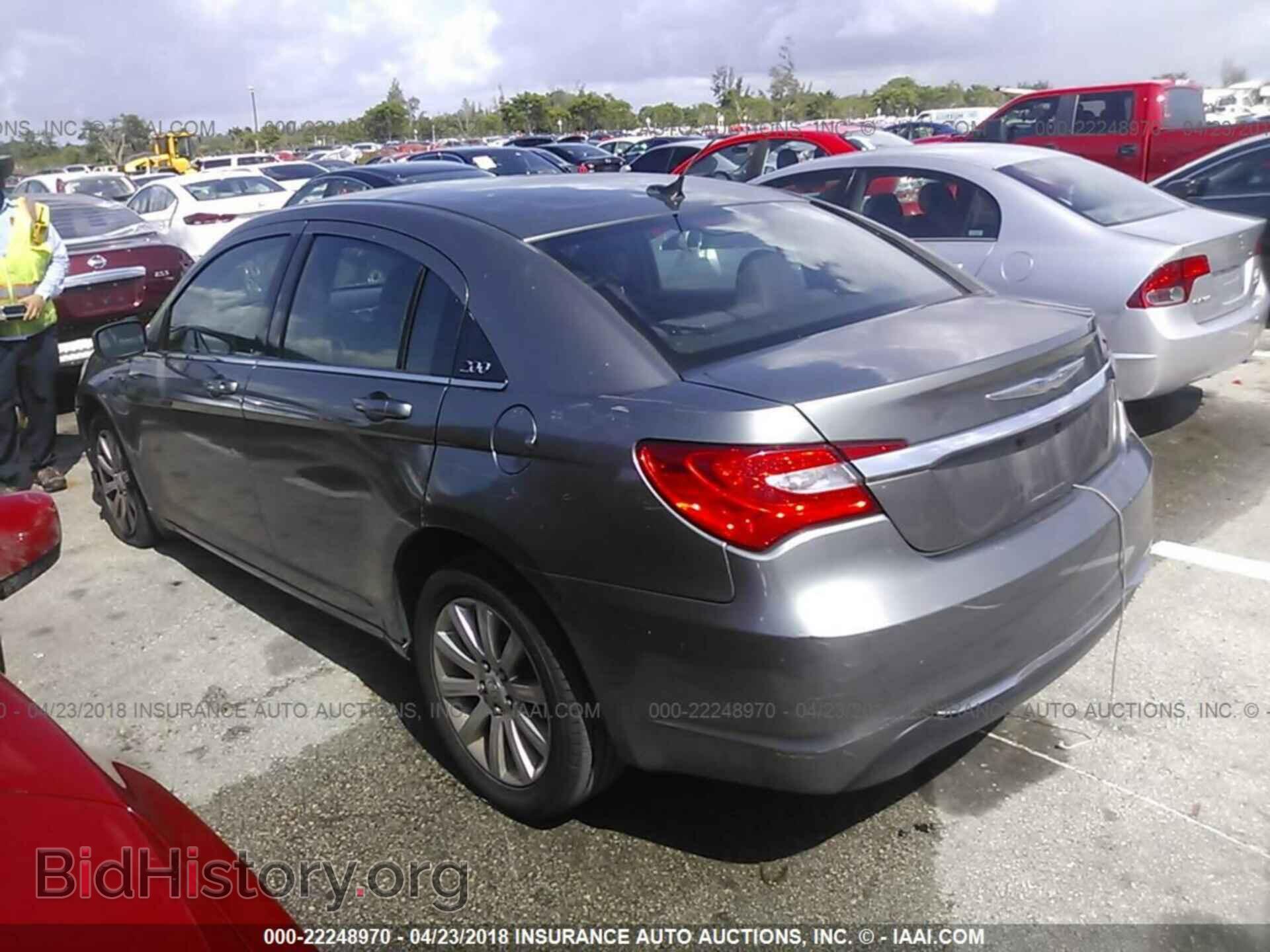 2012 Chrysler 200 - VIN: 1C3CCBBB5CN235908 - Фото 3