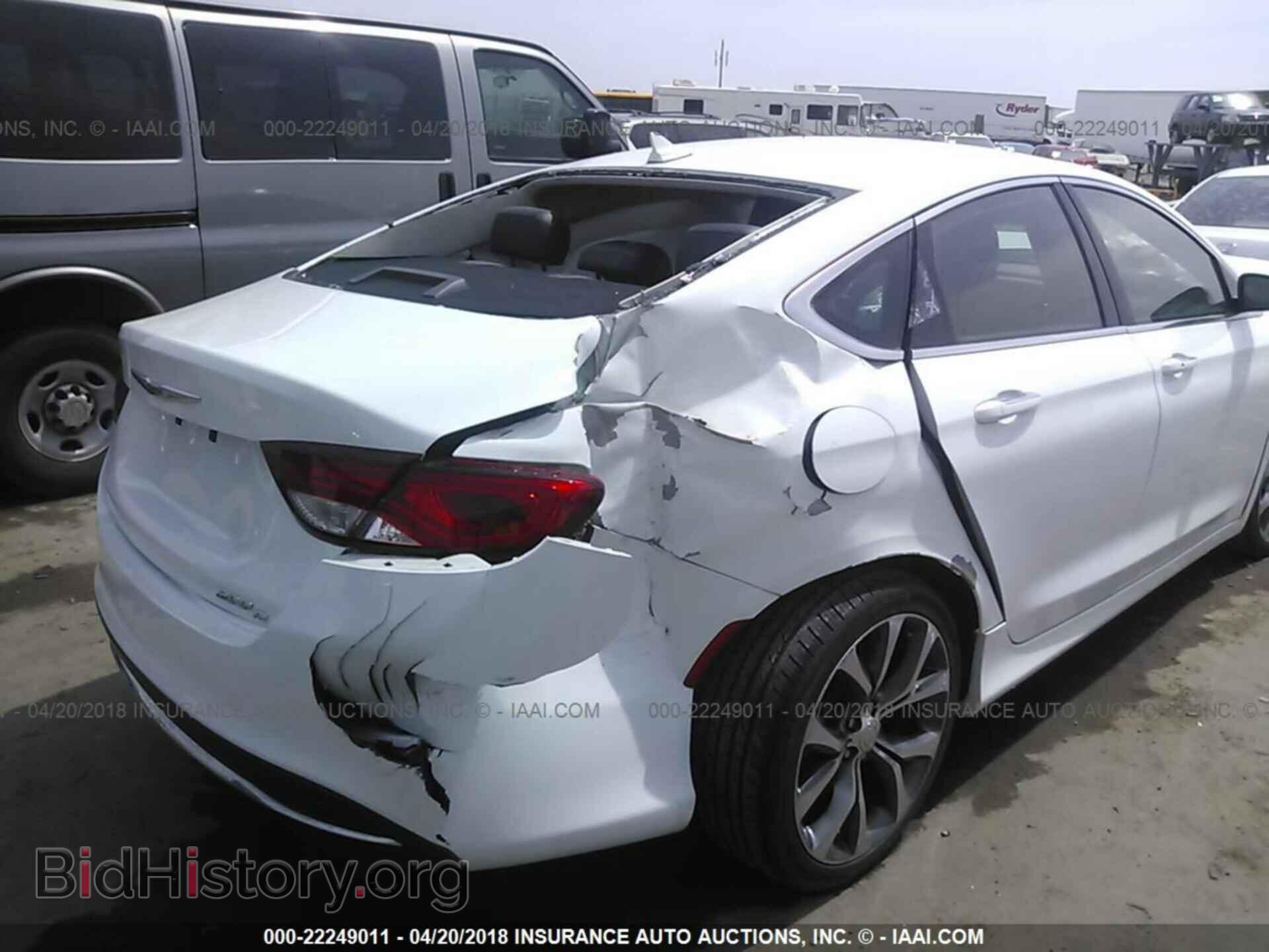 2015 Chrysler 200 - VIN: 1C3CCCCB2FN558130 - Photo 6