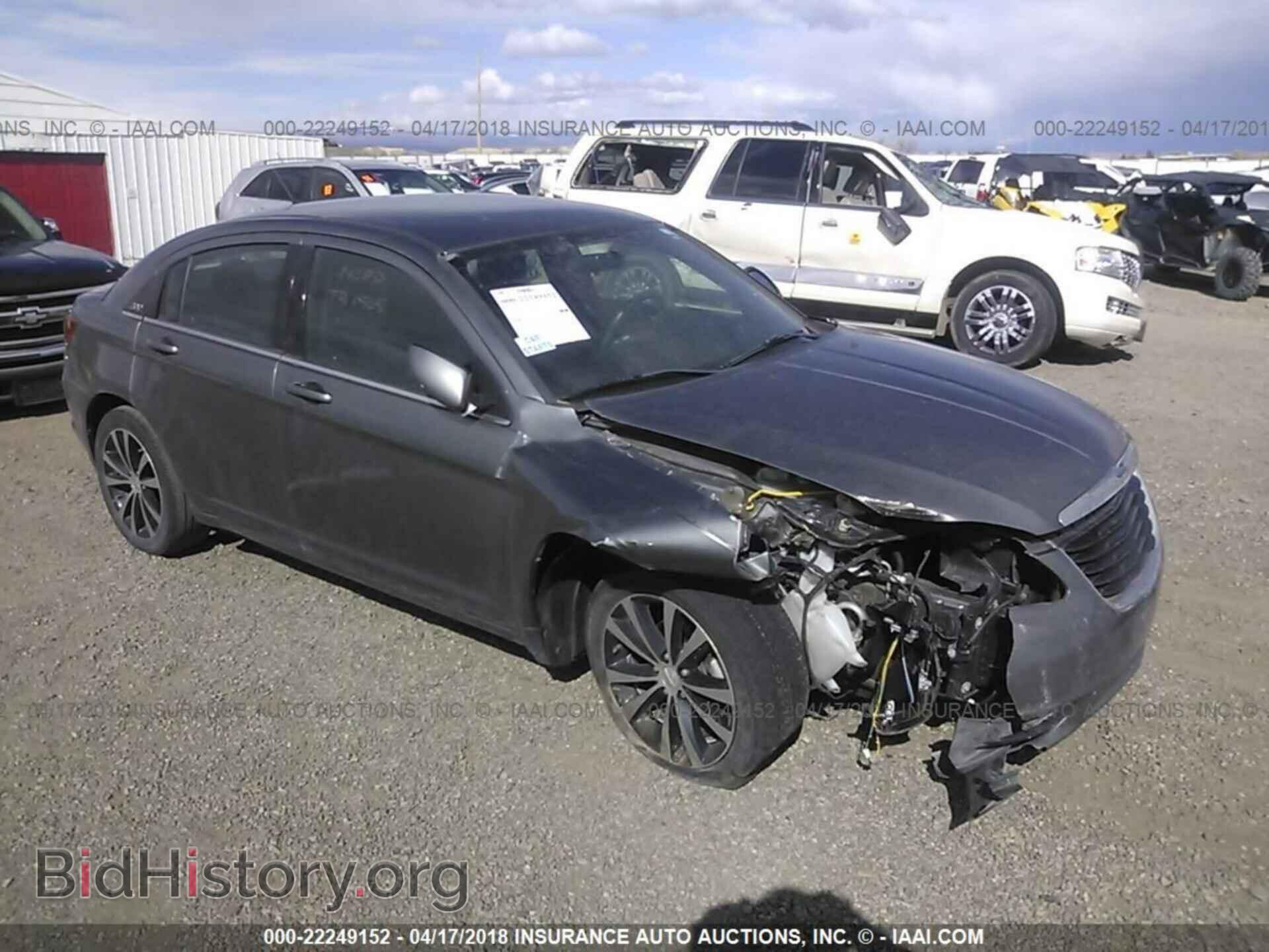 Photo 1C3CCBBB9DN612046 - Chrysler 200 2013