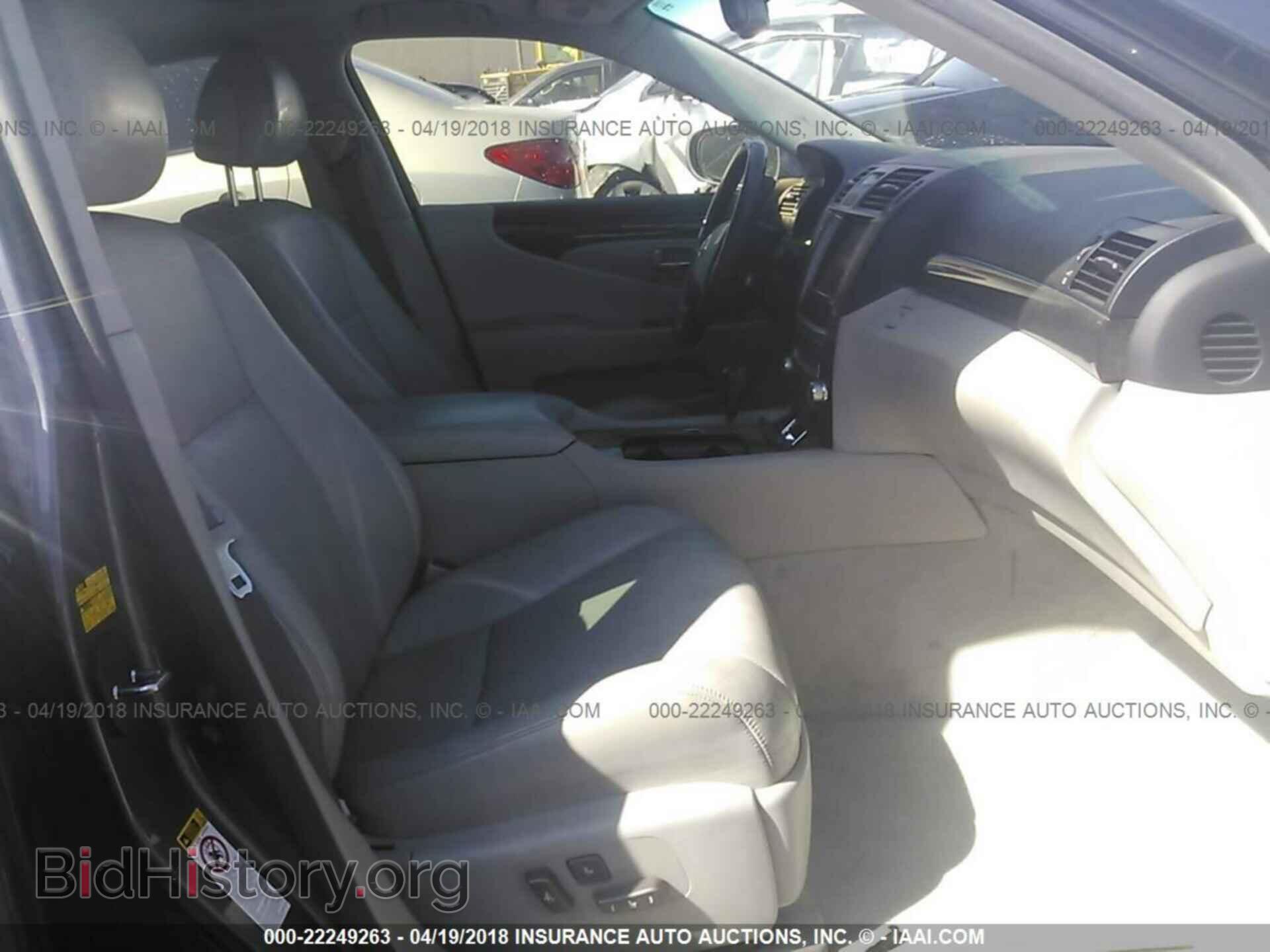 2012 Lexus Ls - VIN: JTHBL5EF2C5112055 - Photo 5