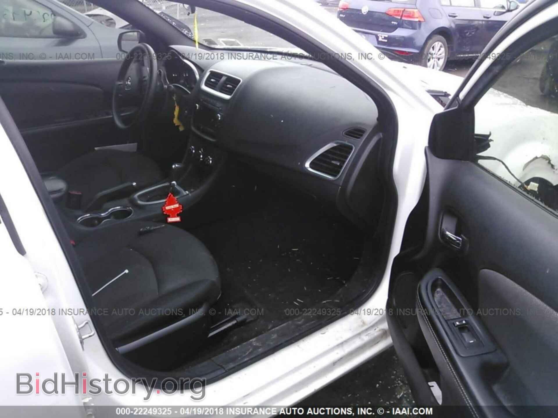 2011 Dodge Avenger - VIN: 1B3BD4FB1BN563000 - Фото 5
