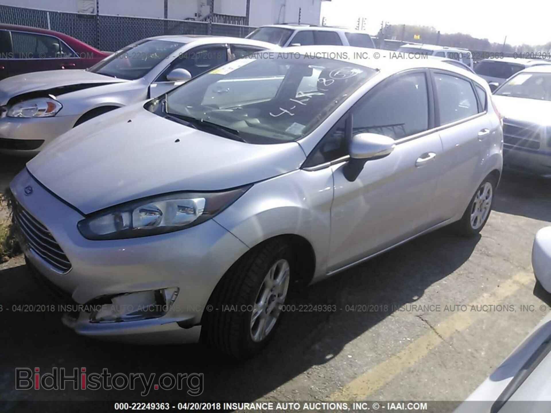 2014 Ford Fiesta - VIN: 3FADP4EJ8EM114747 - Фото 2
