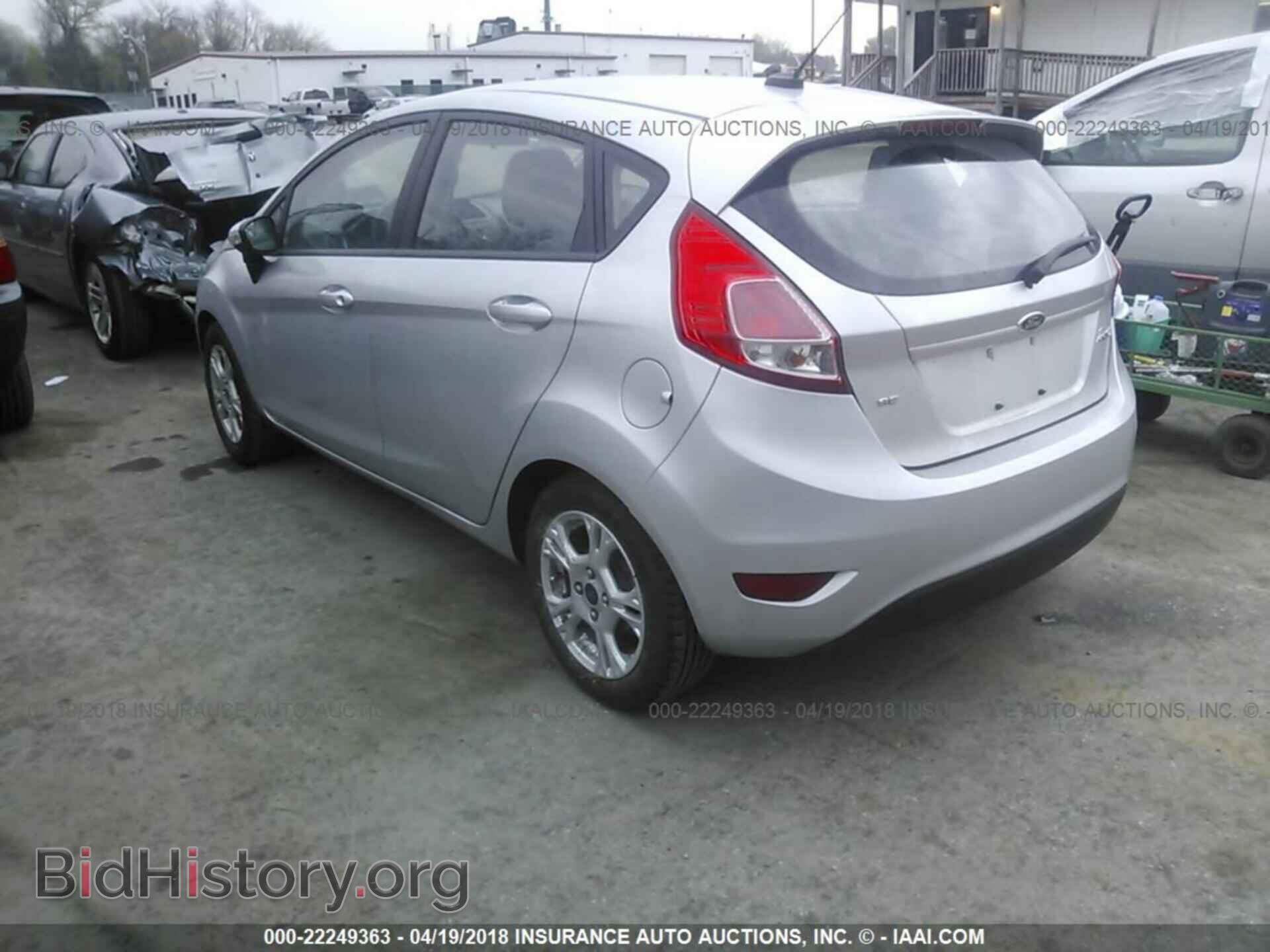 2014 Ford Fiesta - VIN: 3FADP4EJ8EM114747 - Фото 3