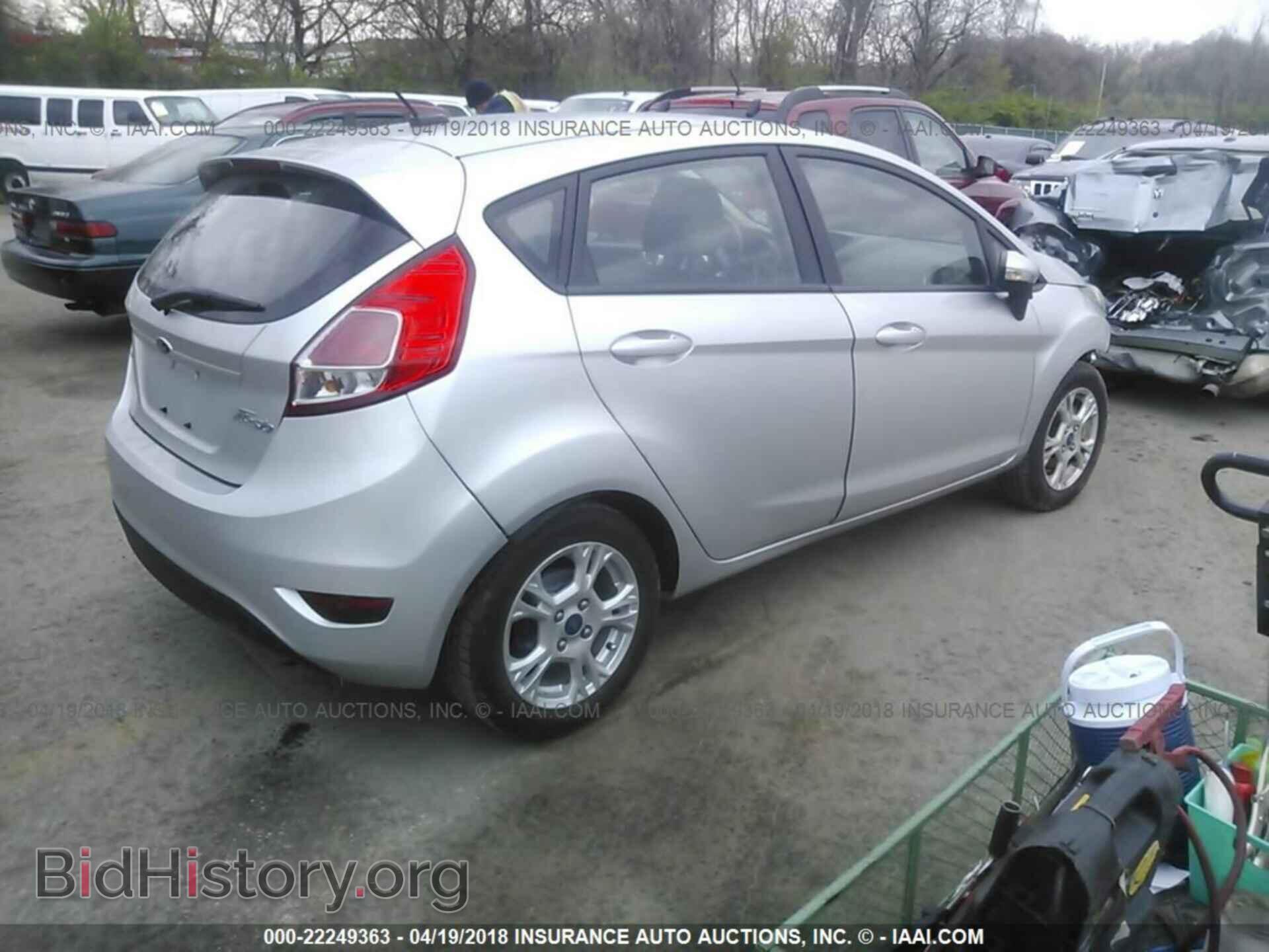 2014 Ford Fiesta - VIN: 3FADP4EJ8EM114747 - Фото 4