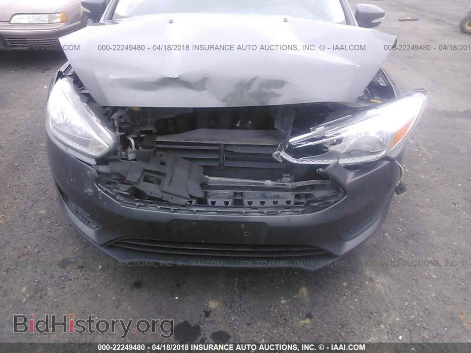 2015 Ford Focus - VIN: 1FADP3F26FL205598 - Photo 6