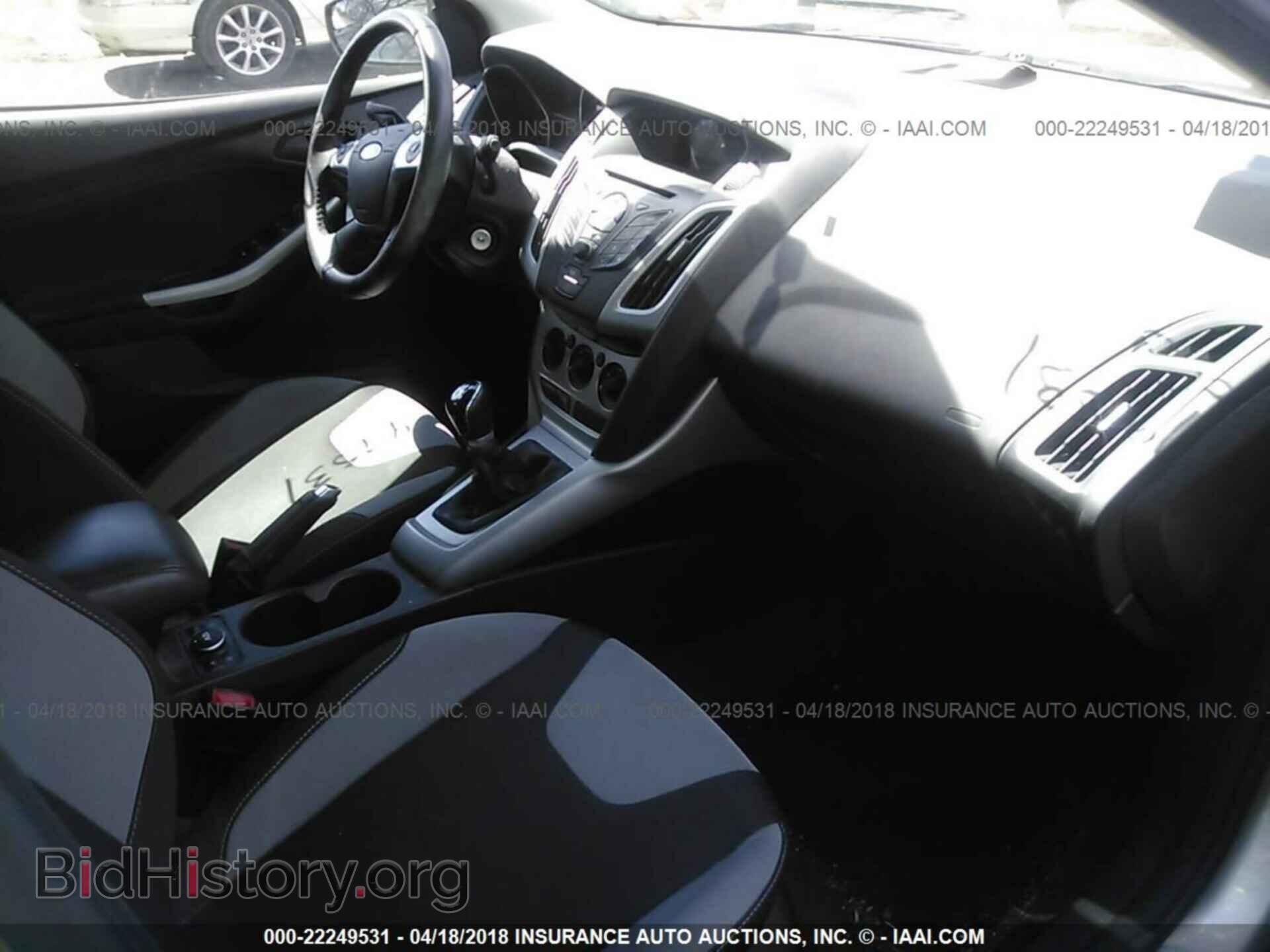 2012 Ford Focus - VIN: 1FAHP3K24CL188173 - Photo 5