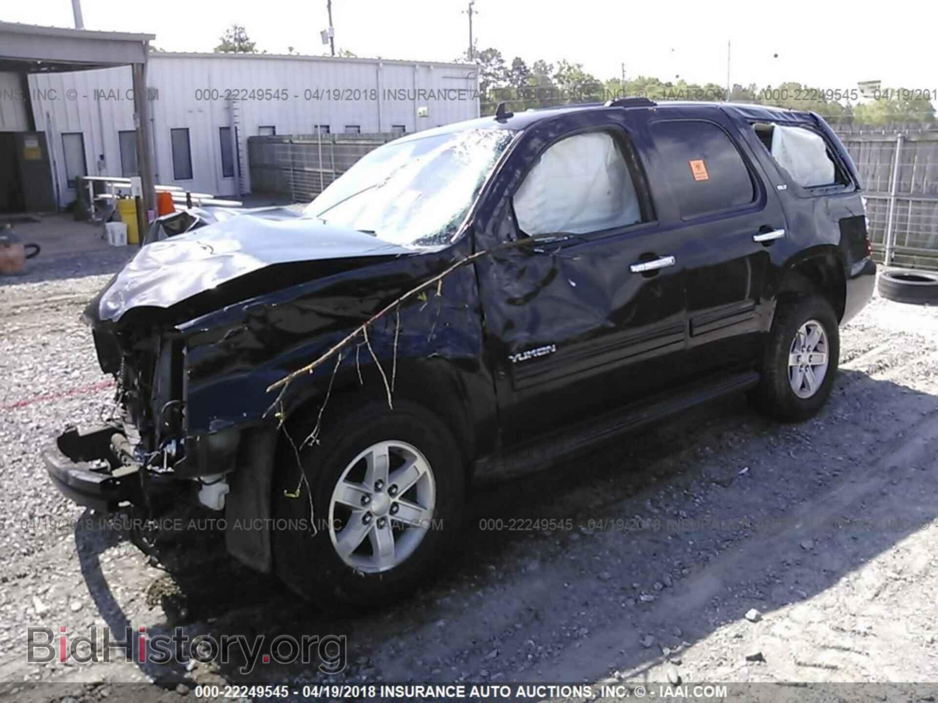 2013 Gmc Yukon - VIN: 1GKS1CE09DR360812 - Фото 2
