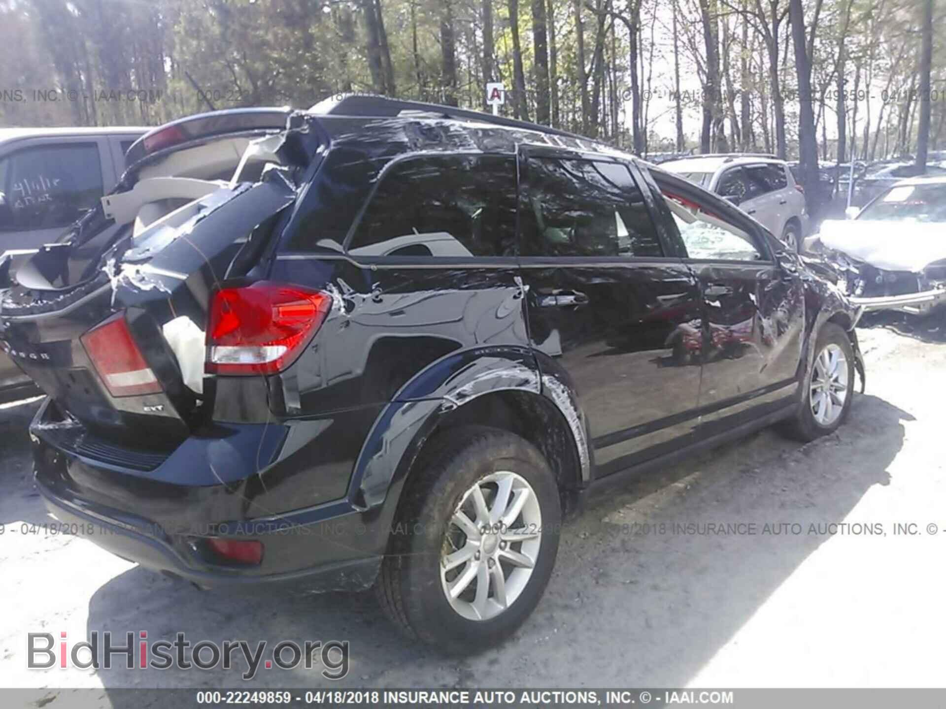 2015 Dodge Journey - VIN: 3C4PDCBB1FT605689 - Photo 4