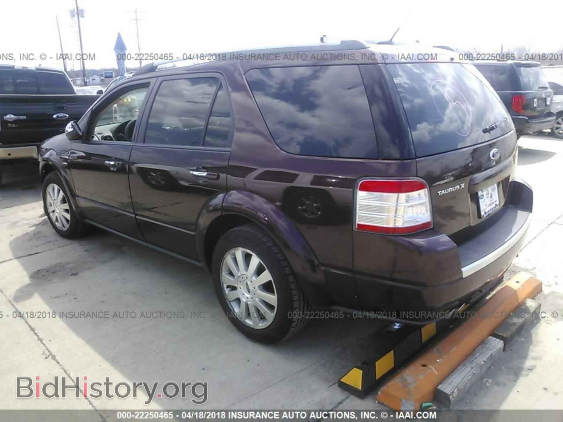2009 FORD TAURUS X - VIN: 1FMDK03W29GA03977 - Фото 3