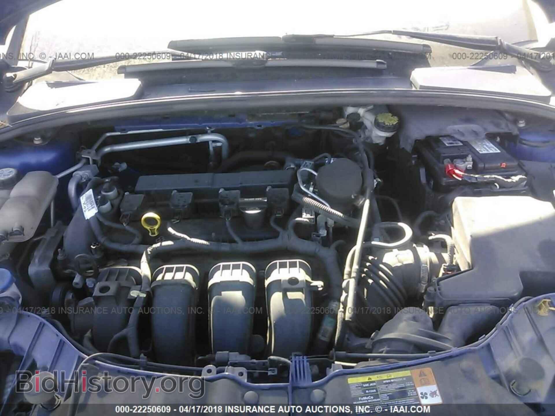 2012 Ford Focus - VIN: 1FAHP3F26CL424445 - Photo 10