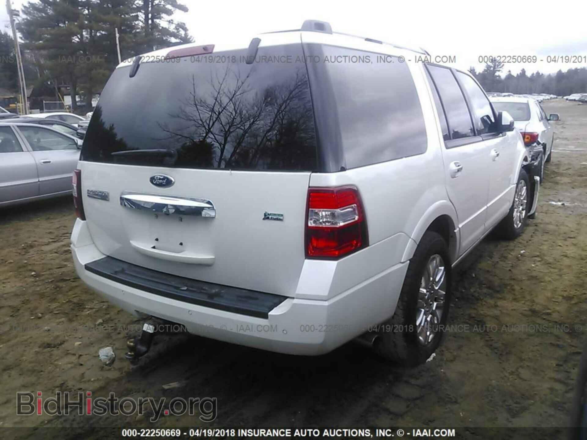 2013 Ford Expedition - VIN: 1FMJU2A57DEF08291 - Фото 4