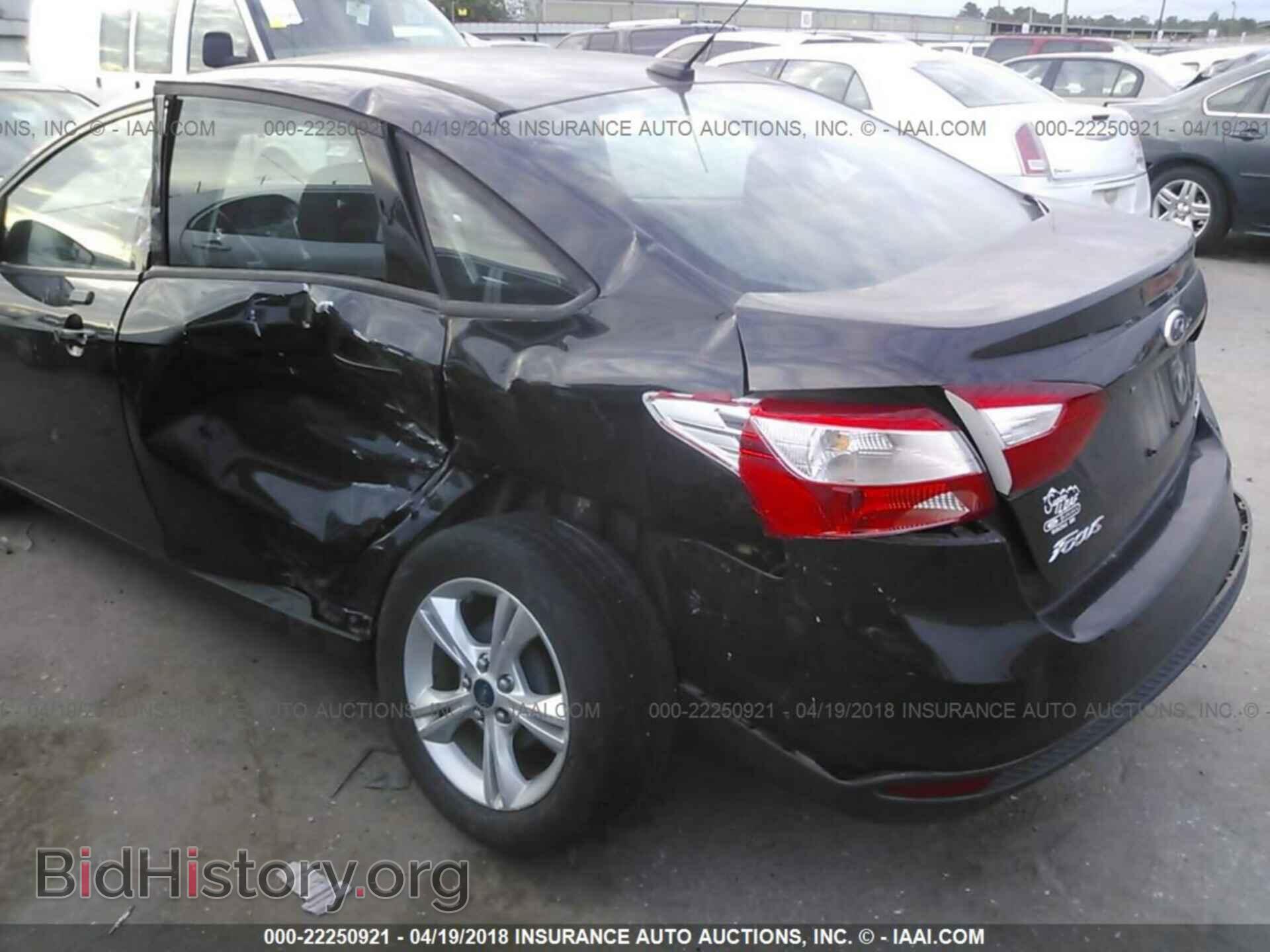 2014 Ford Focus - VIN: 1FADP3F28EL399159 - Photo 6